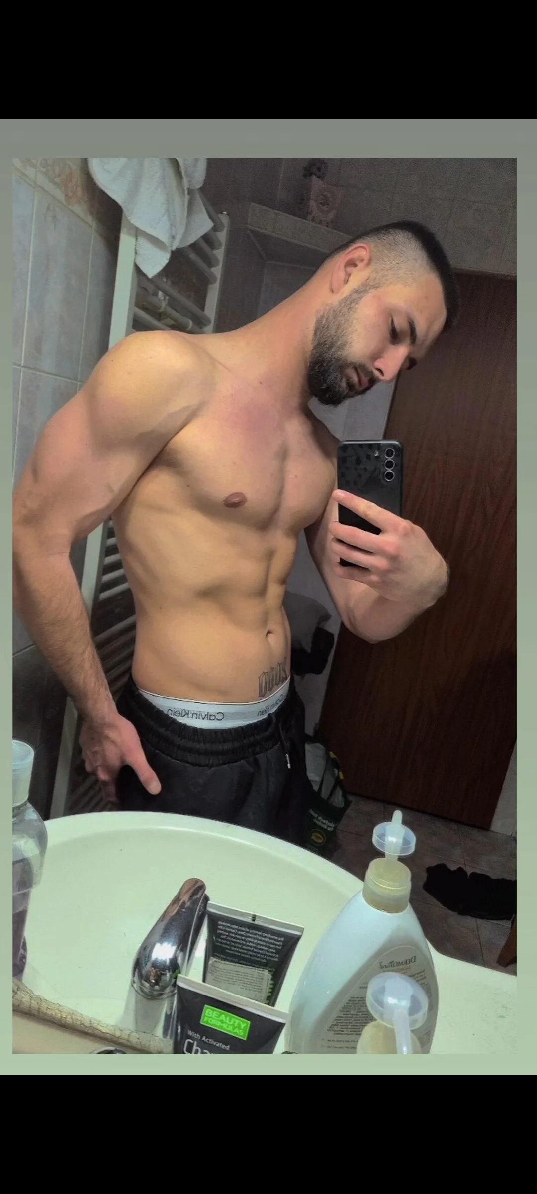 XXX Porn Photo of Nude baaadboy10 4