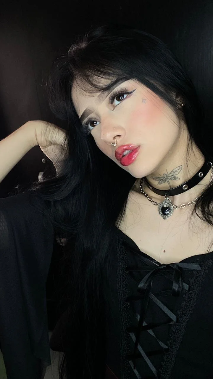 XXX Porn Photo of Nude ludovikasallow 3
