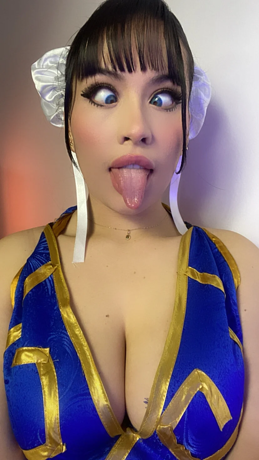 XXX Porn Photo of Nude charlottejacks 31