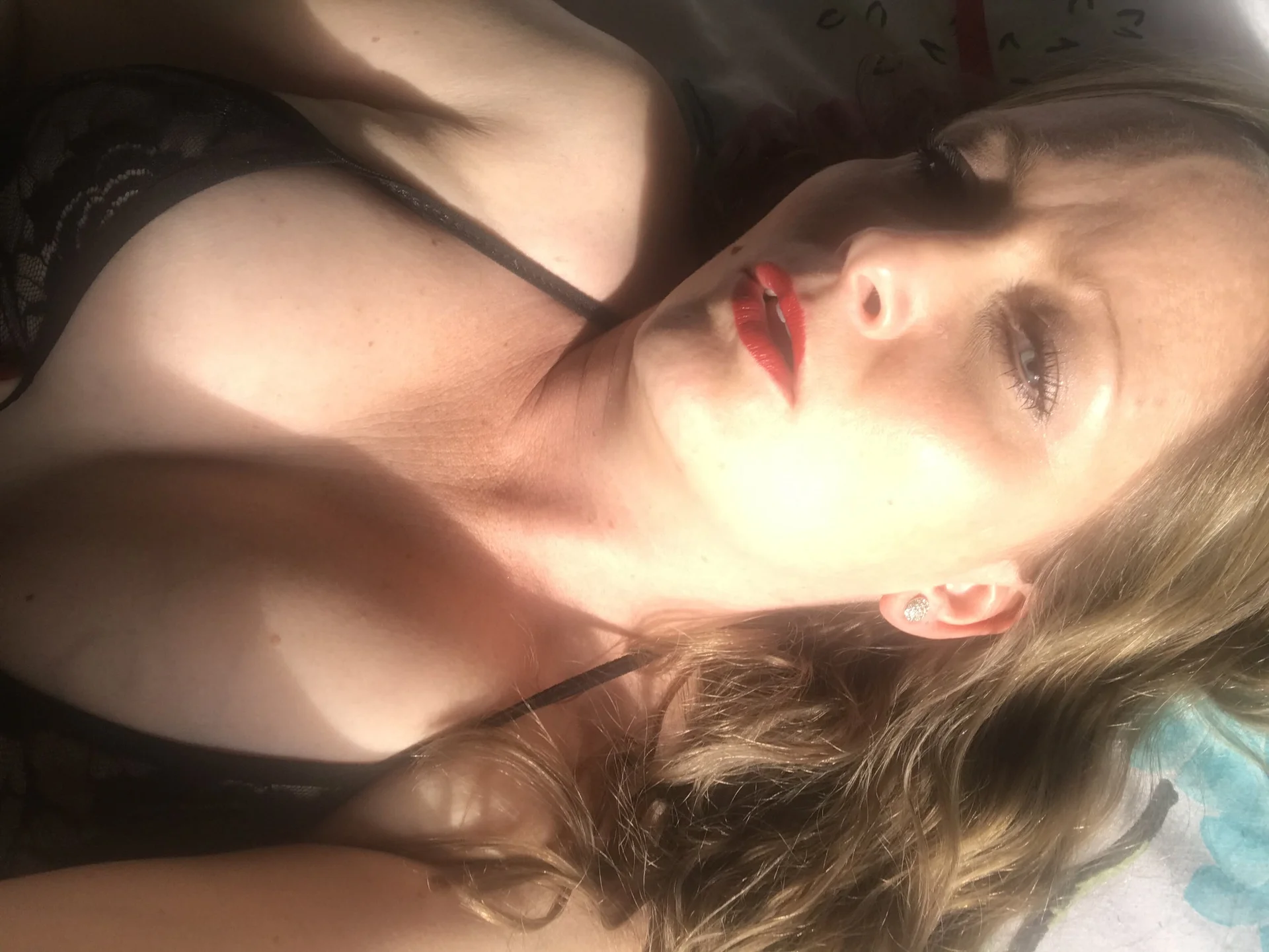 XXX Porn Photo of Nude HoneyBluex 2