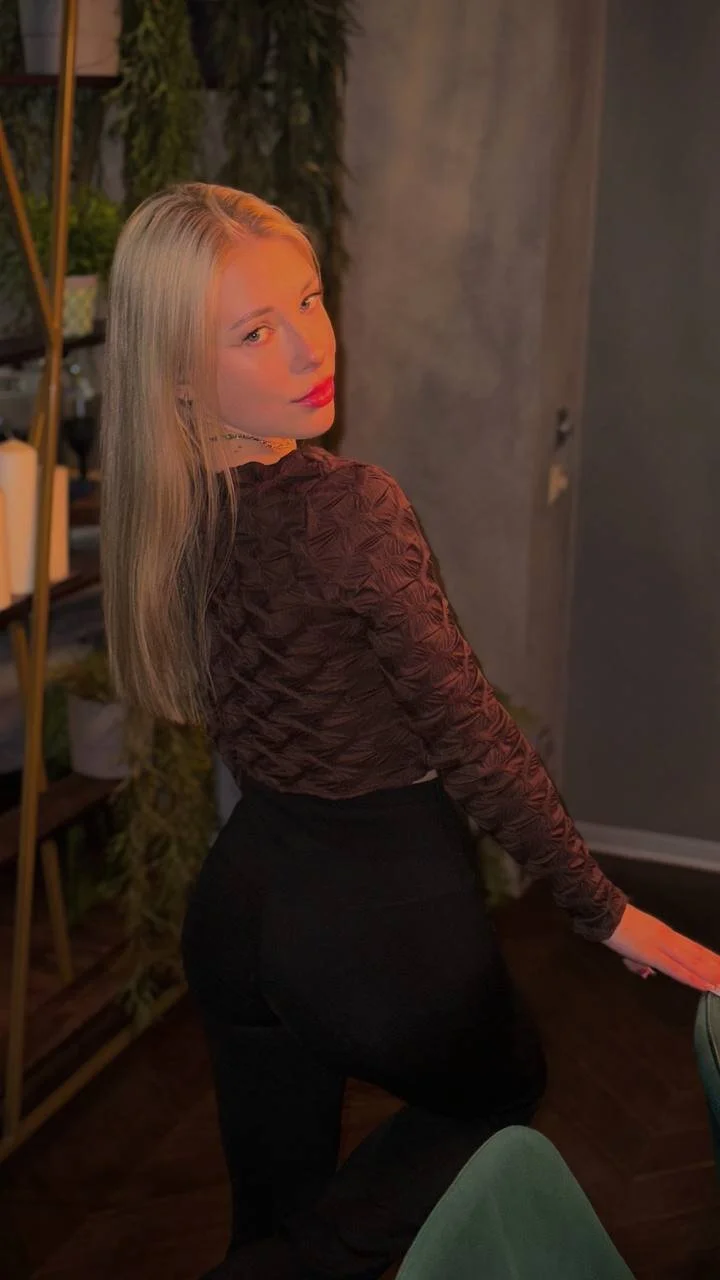 XXX Porn Photo of Nude irony333 21