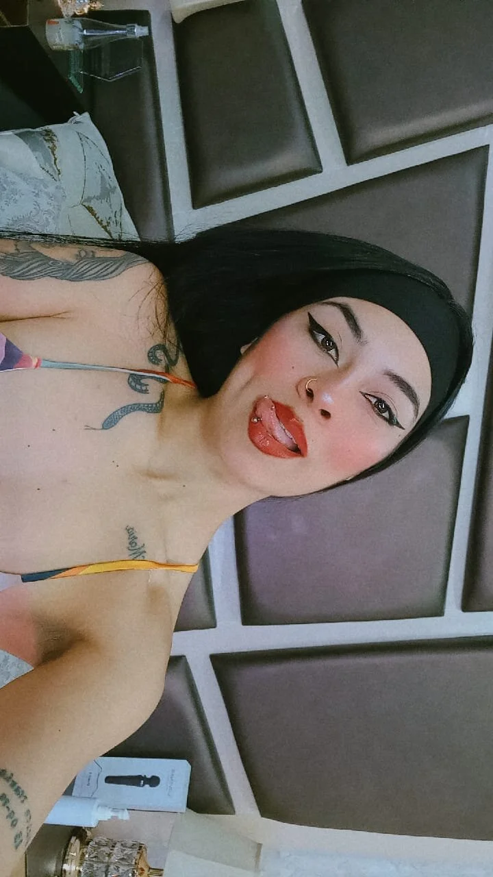XXX Porn Photo of Nude NicoleEsposito 10