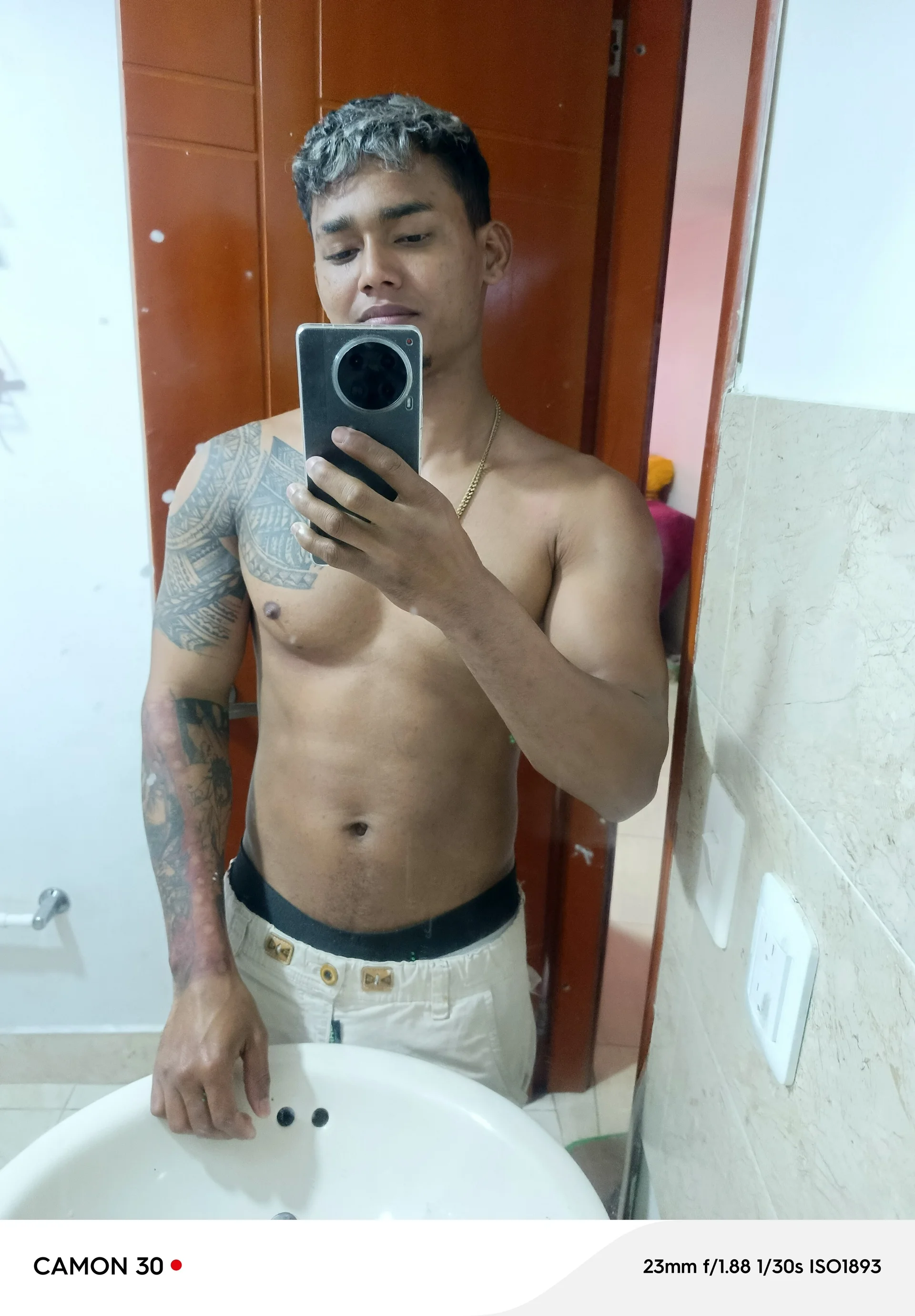 XXX Porn Photo of Nude Blackhot000 18