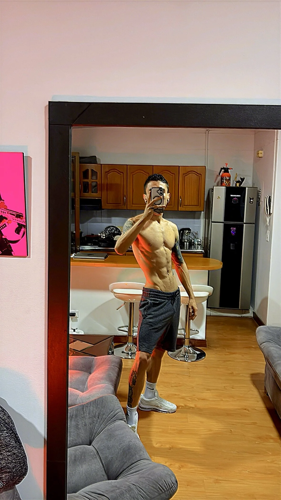 XXX Porn Photo of Nude aaronswt 16