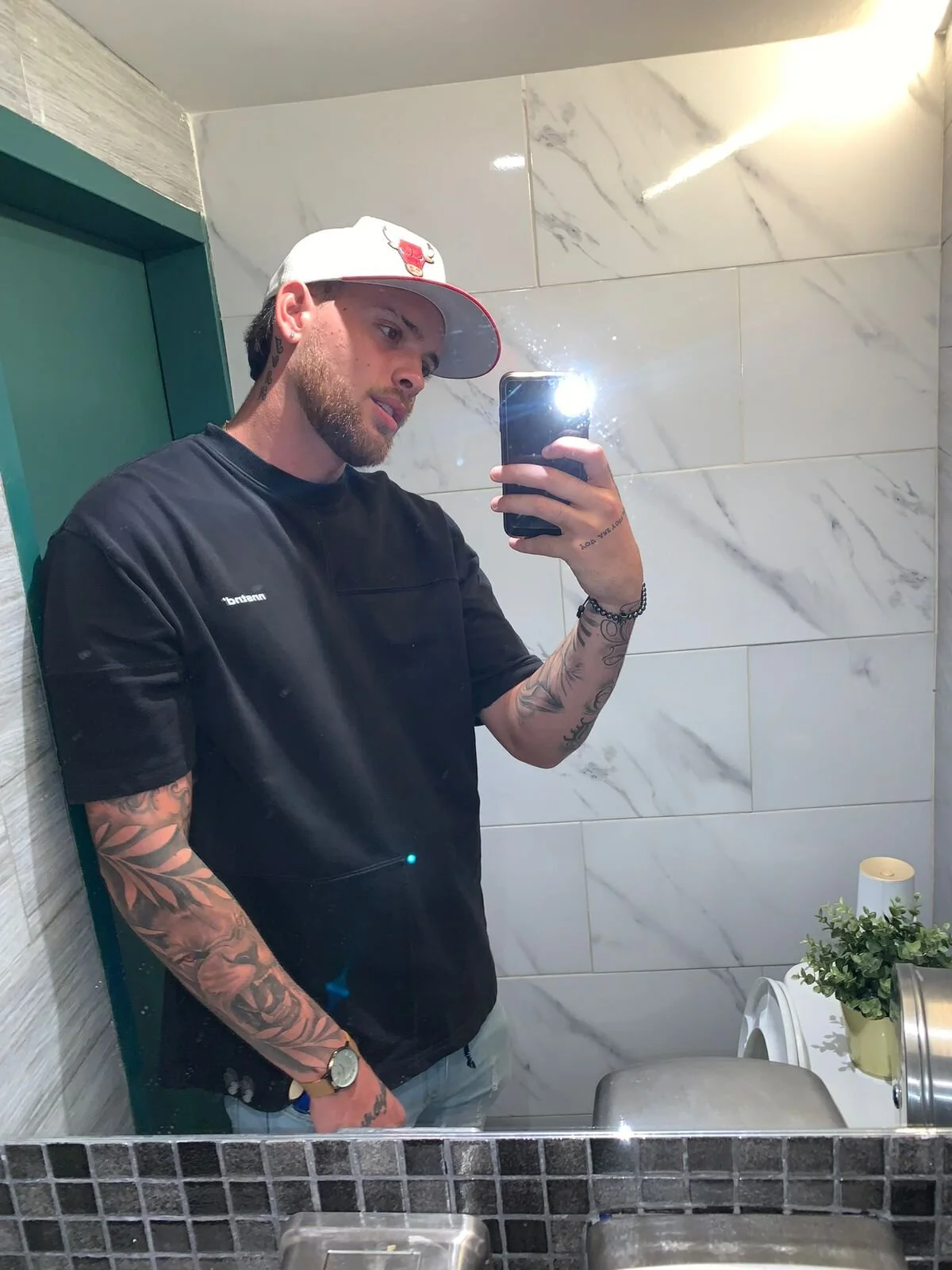 XXX Porn Photo of Nude arnold_bekam 4