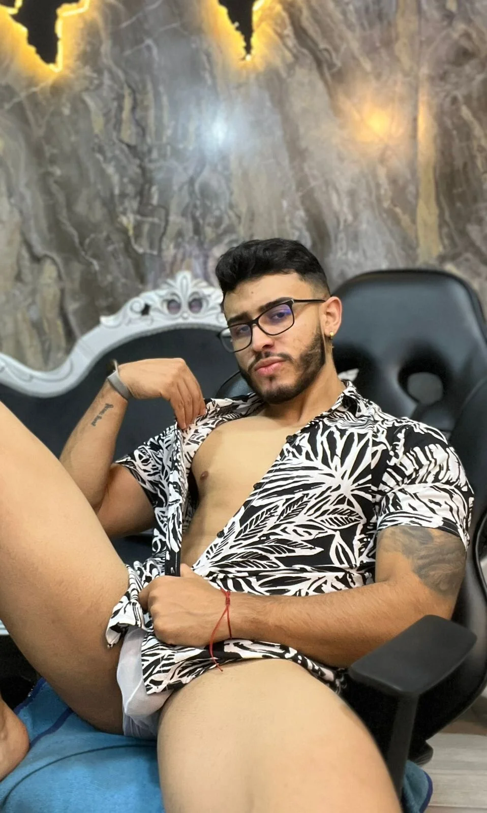 XXX Porn Photo of Nude Liam_Kleiin 42
