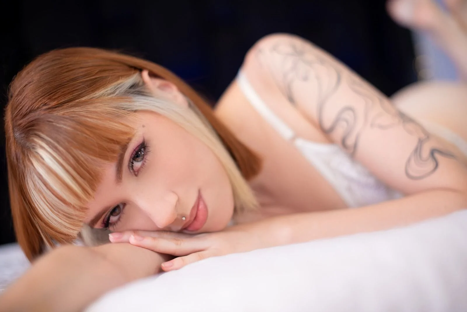 XXX Porn Photo of Nude AlaskaFlowerss1_ 10
