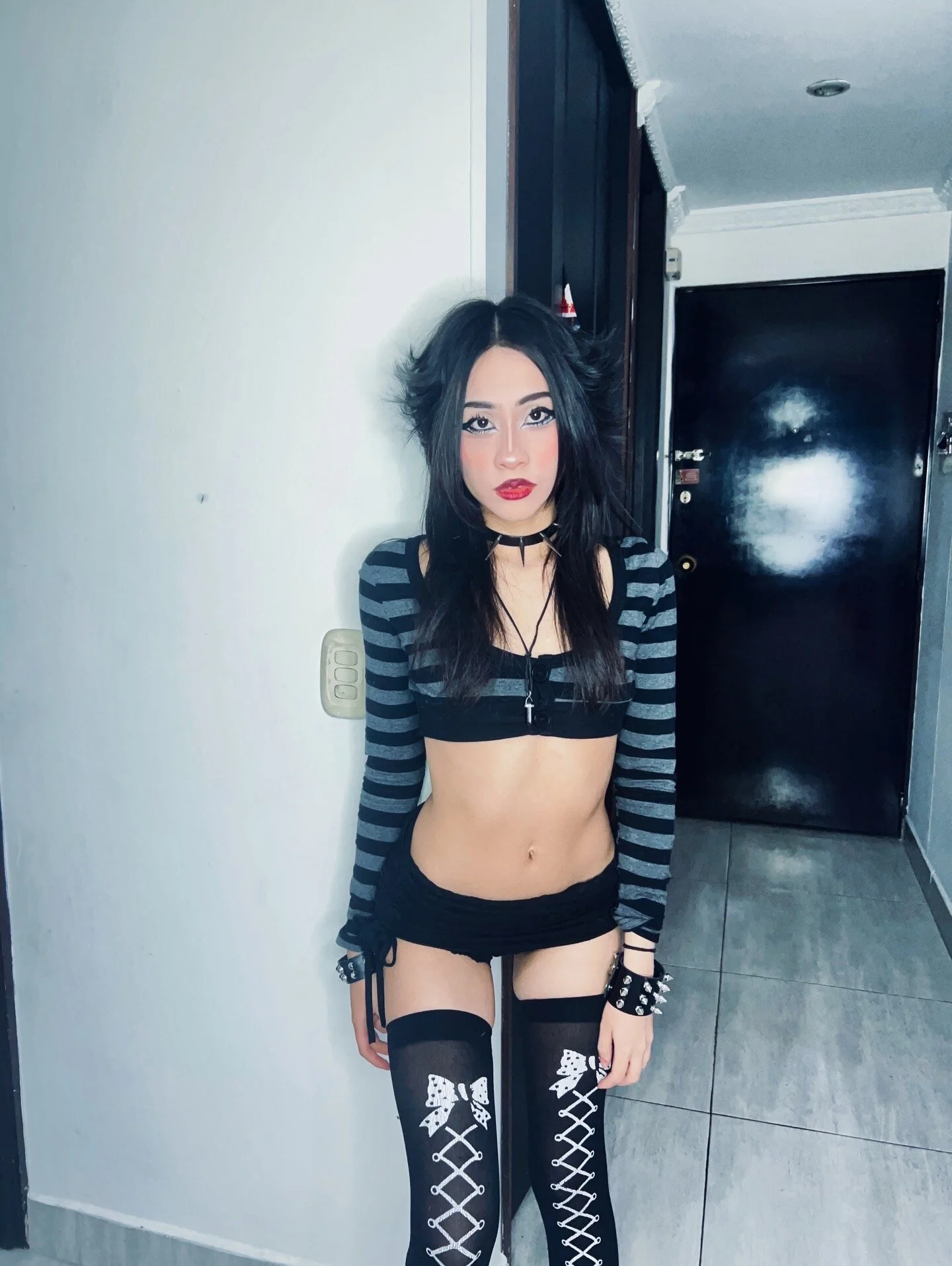 XXX Porn Photo of Nude vampy_dolll 93
