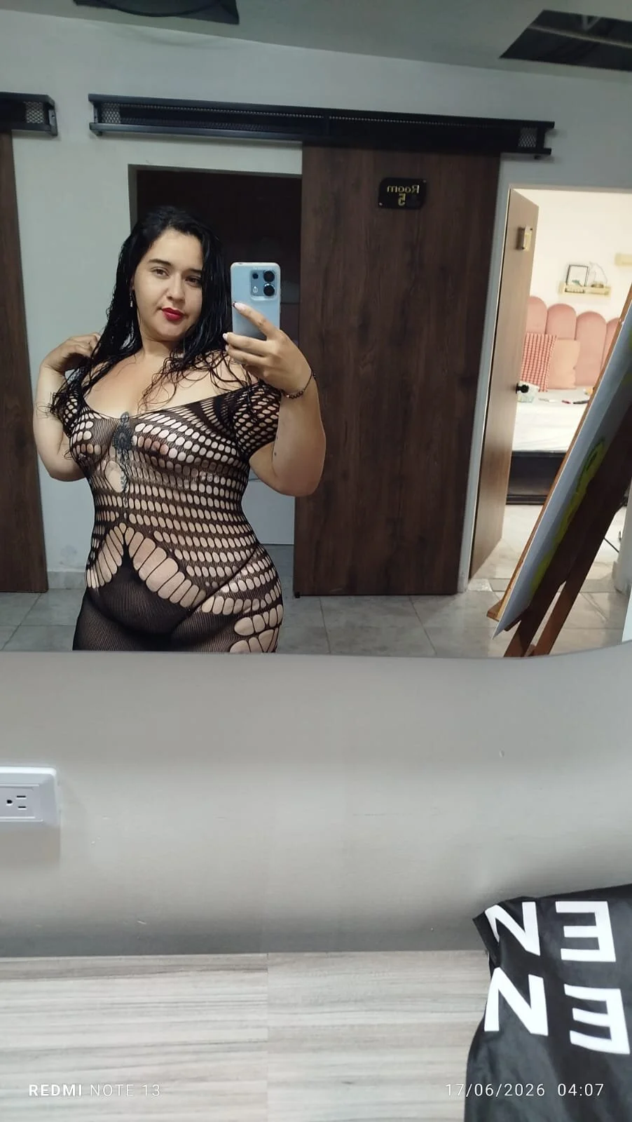 XXX Porn Photo of Nude naomi_taylor27 6