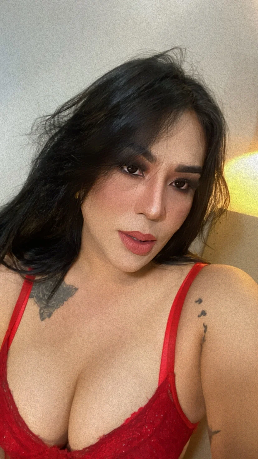 XXX Porn Photo of Nude DbigloadTs 9