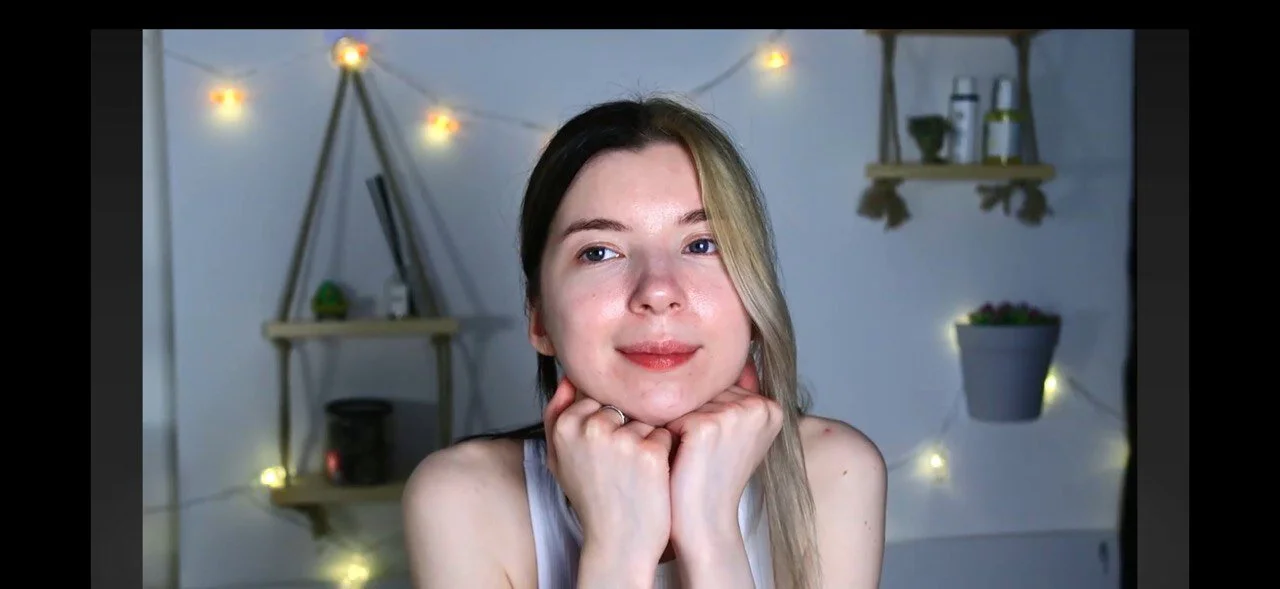 XXX Porn Photo of Nude Emmie_shy 1