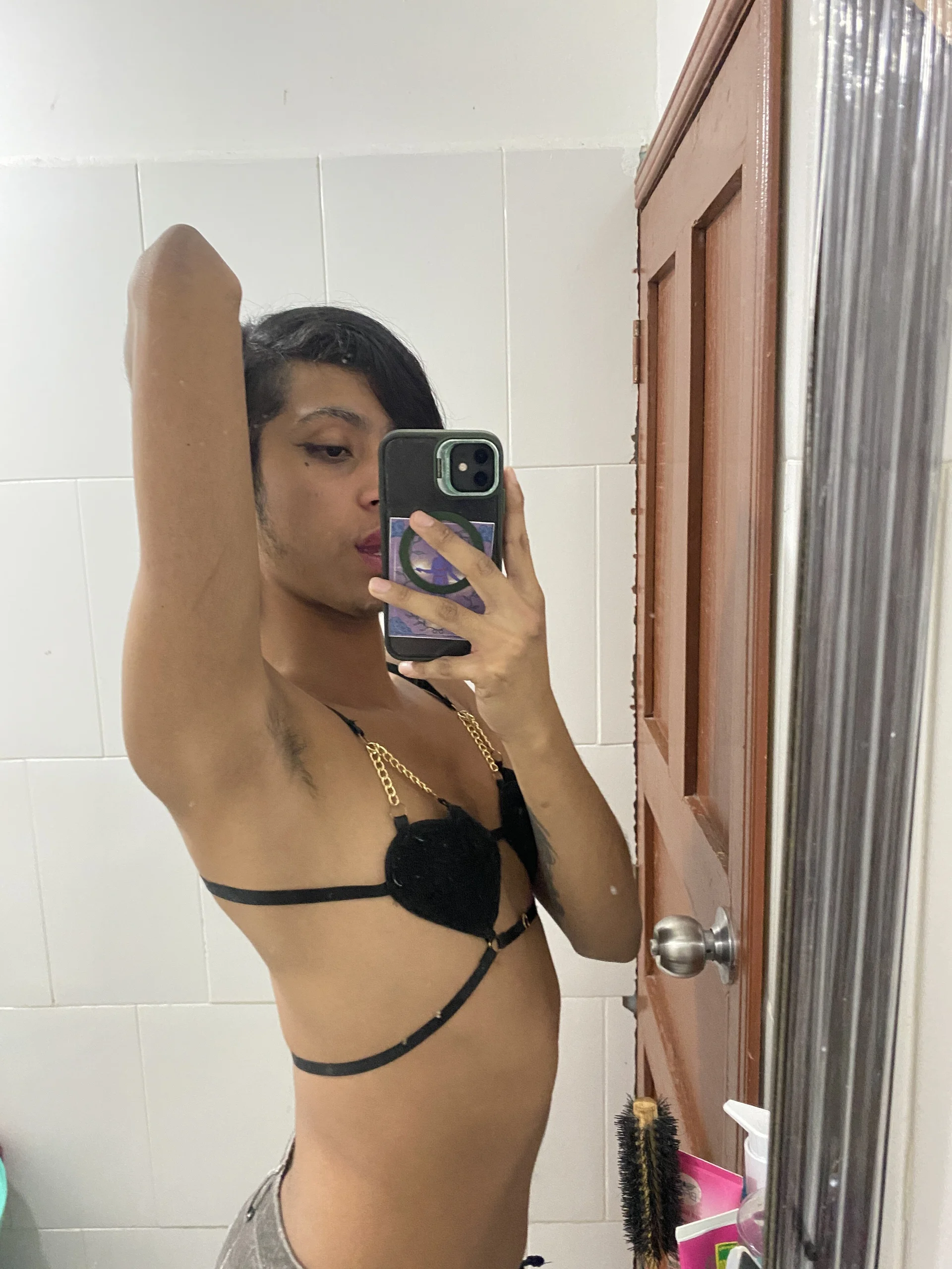 XXX Porn Photo of Nude Mostrona_hairy 6