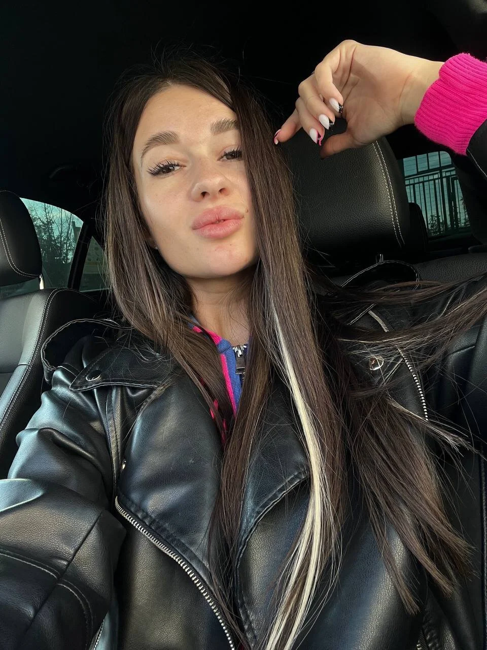 XXX Porn Photo of Nude UrLillShy 9
