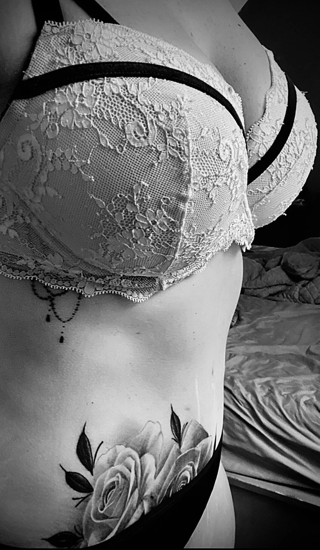 XXX Porn Photo of Nude YourAvgNeighbors 5