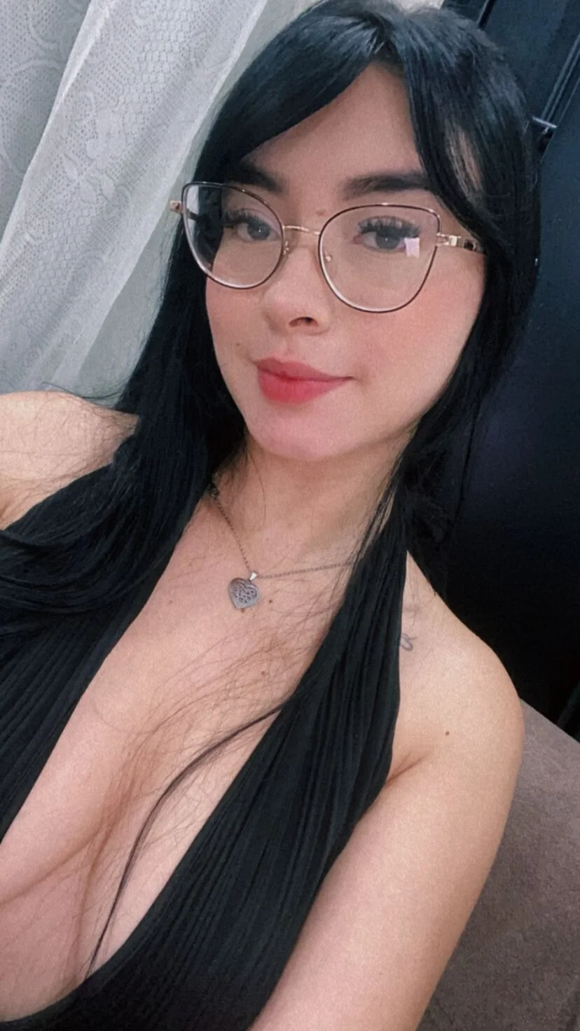 XXX Porn Photo of Nude _emily_gilll_ 4
