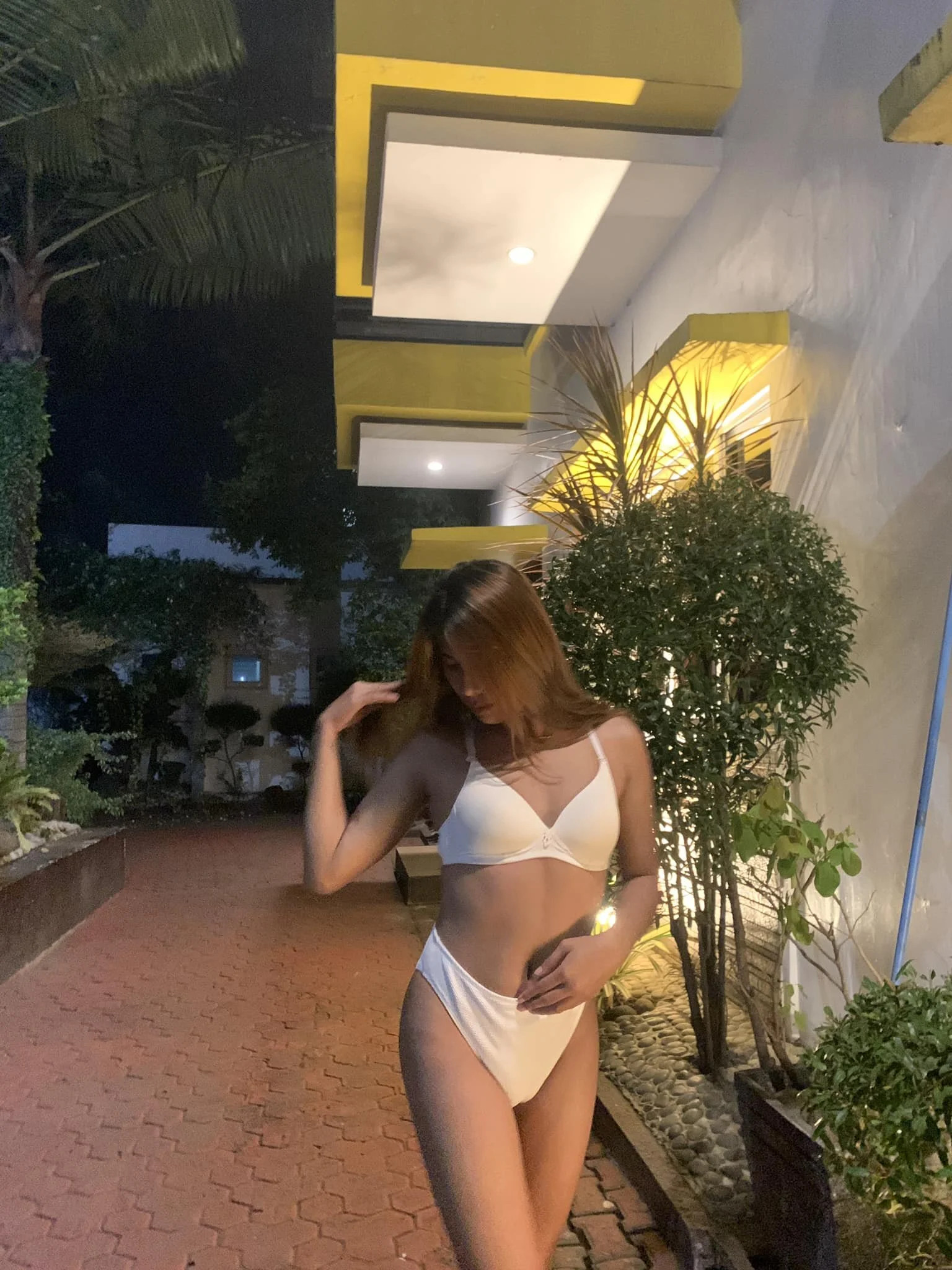 XXX Porn Photo of Nude demeterfoxx 3