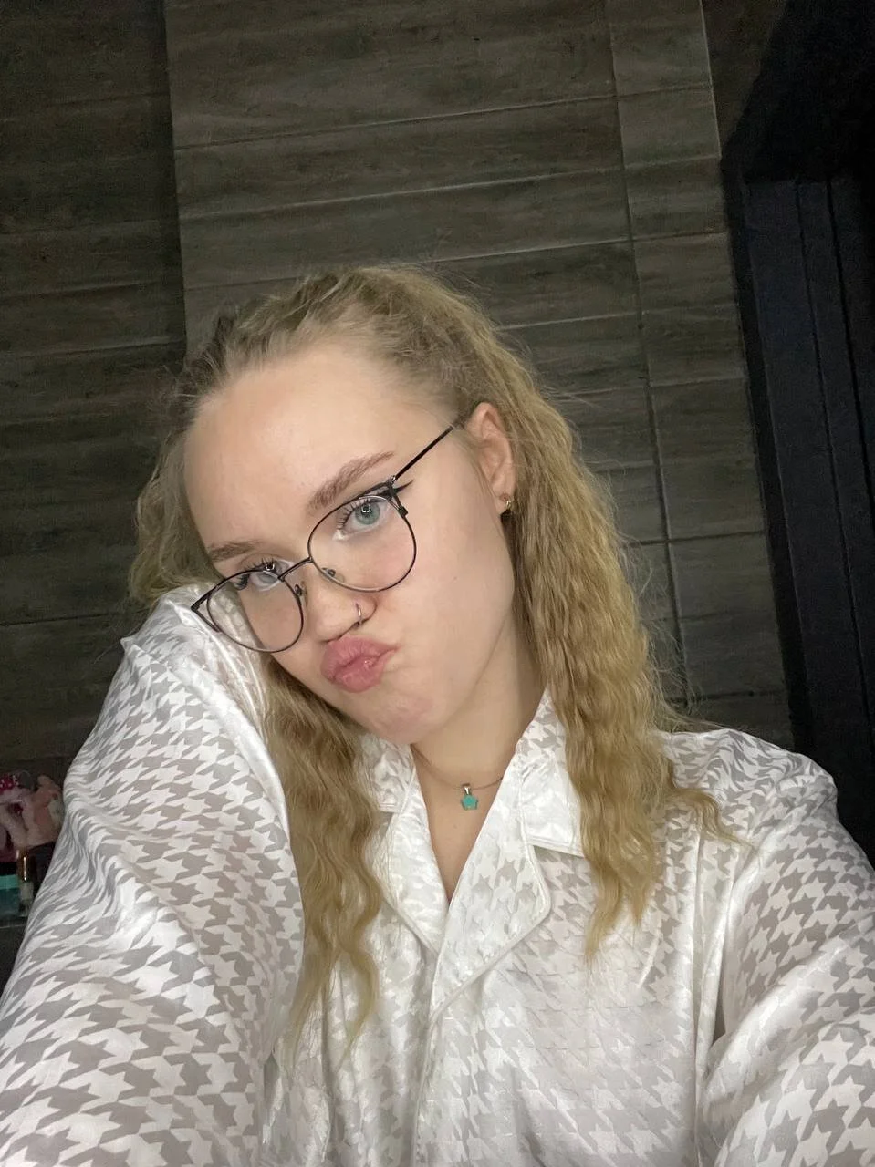 XXX Porn Photo of Nude Aurora_Golden1 6