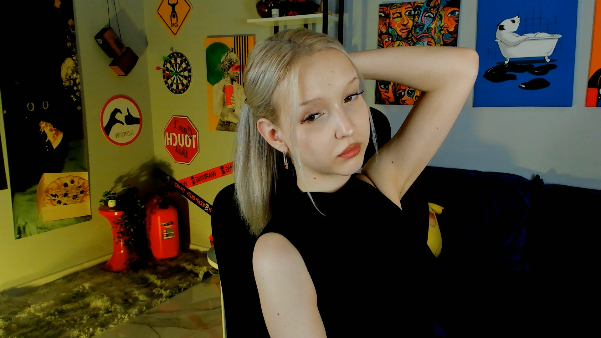 XXX Porn Photo of Nude MaoqiBeverly 2