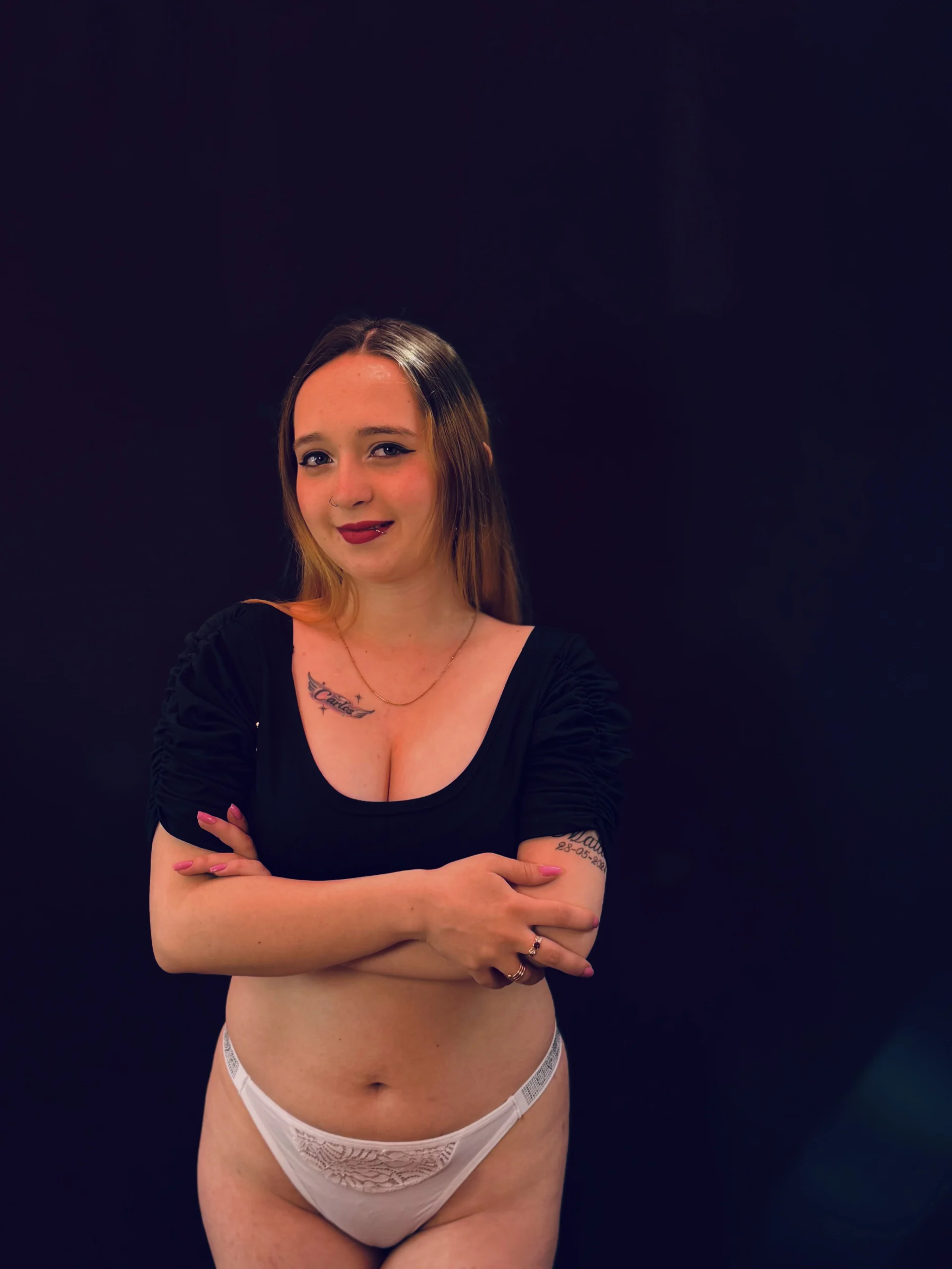 XXX Porn Photo of Nude Liaroberts1 145