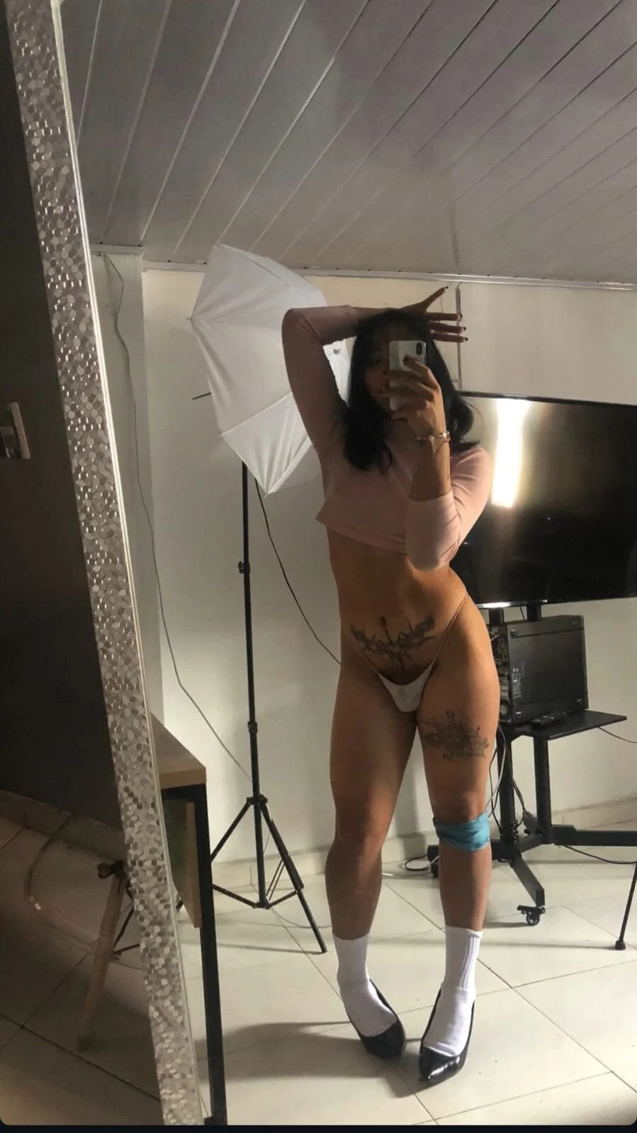 XXX Porn Photo of Nude fiire_nymph 8