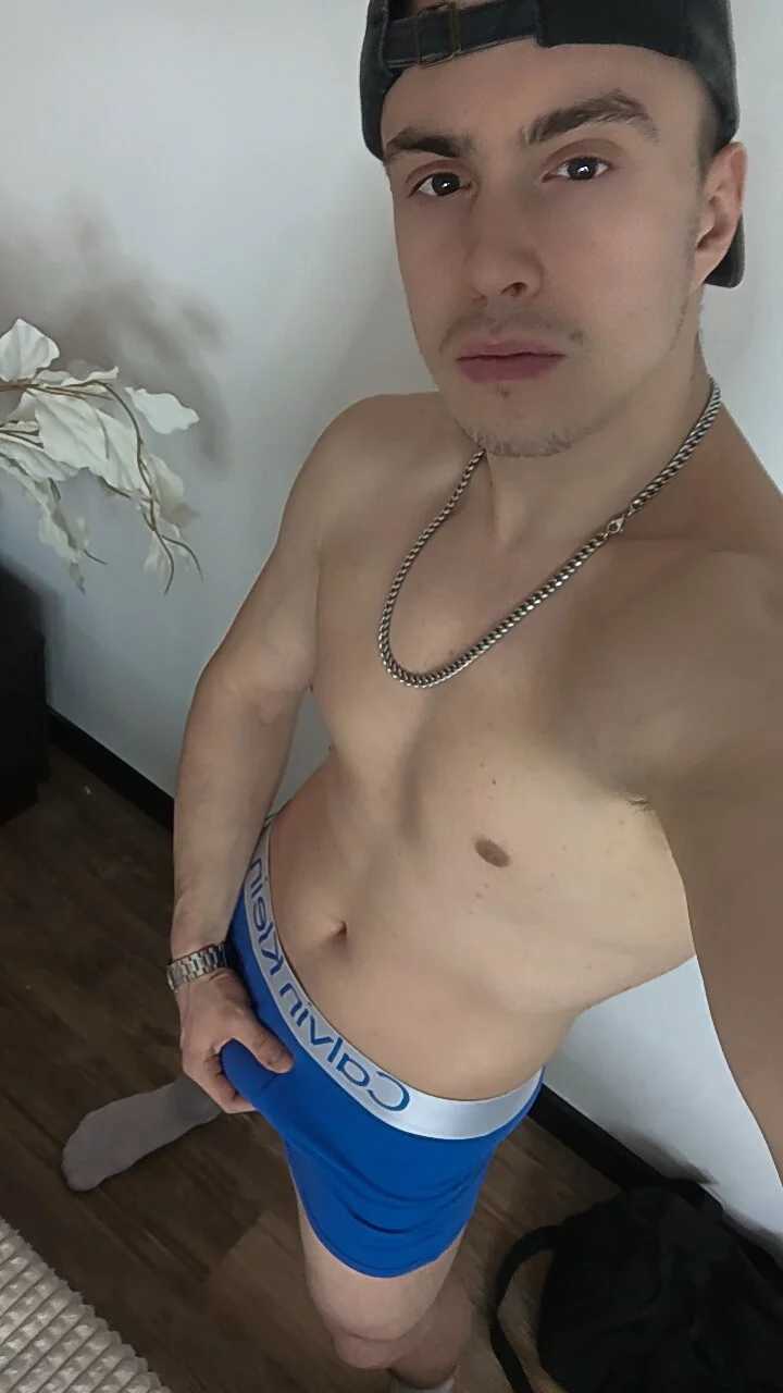 XXX Porn Photo of Nude Kris_Braun 2