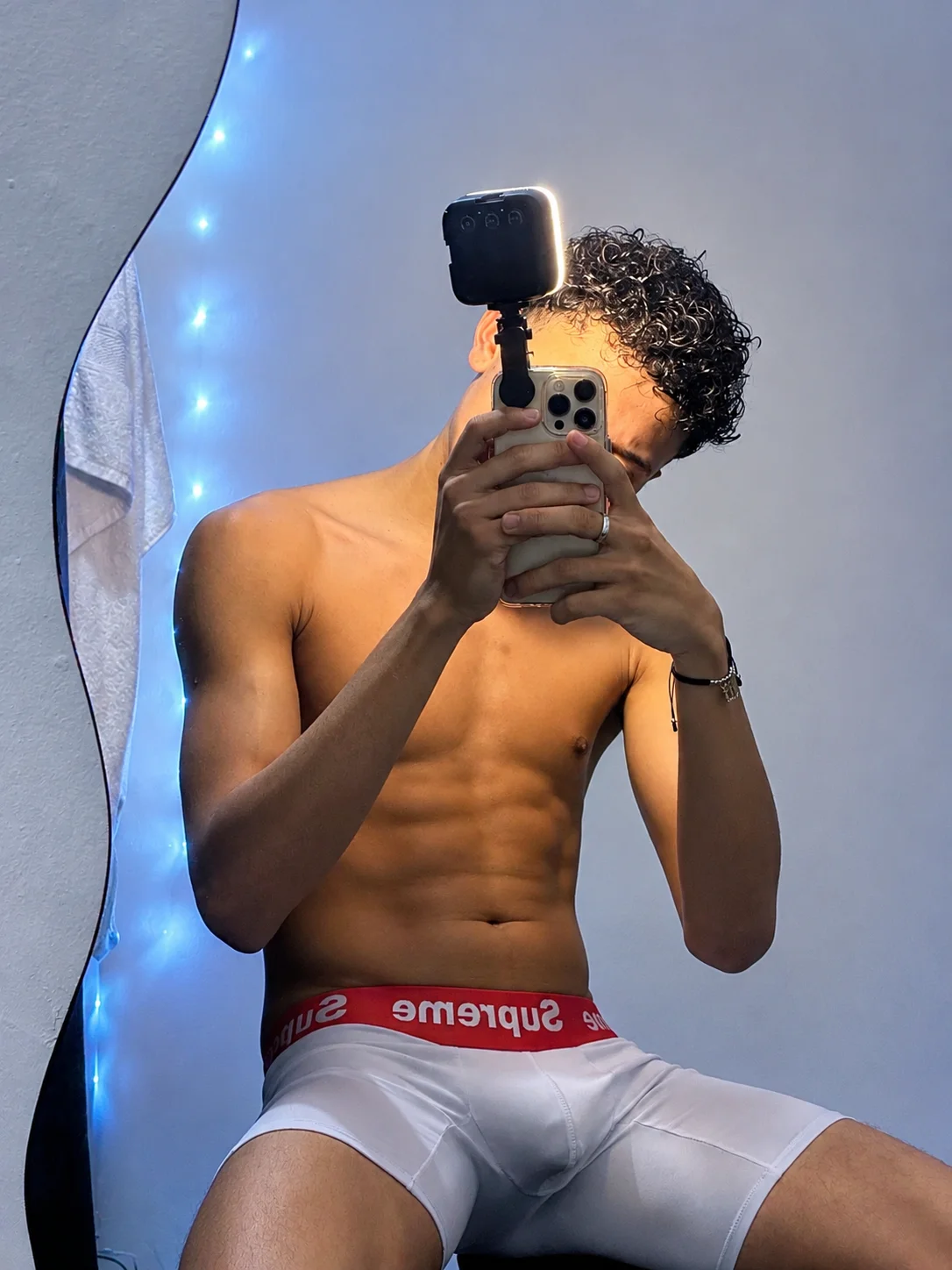 XXX Porn Photo of Nude kaled_grey 1