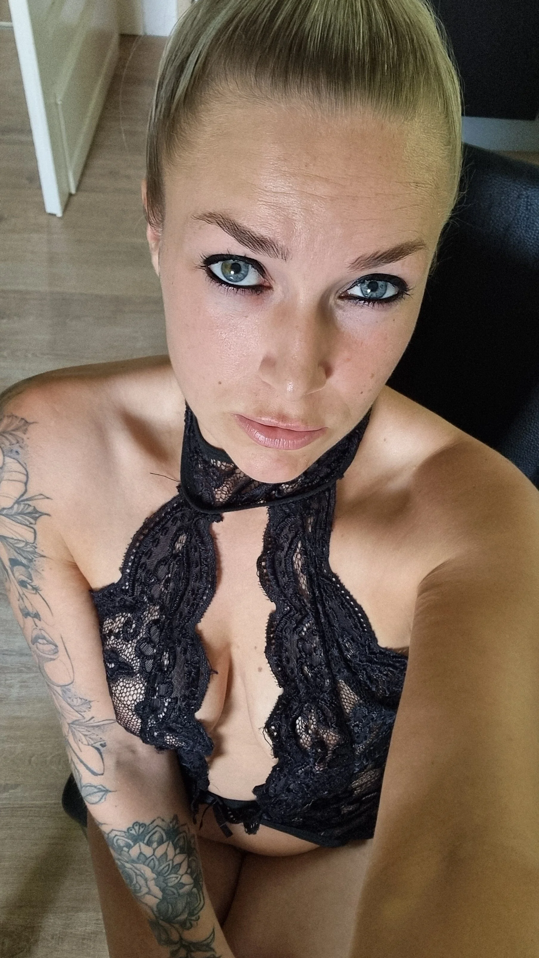 XXX Porn Photo of Nude Sexy-Milla 6