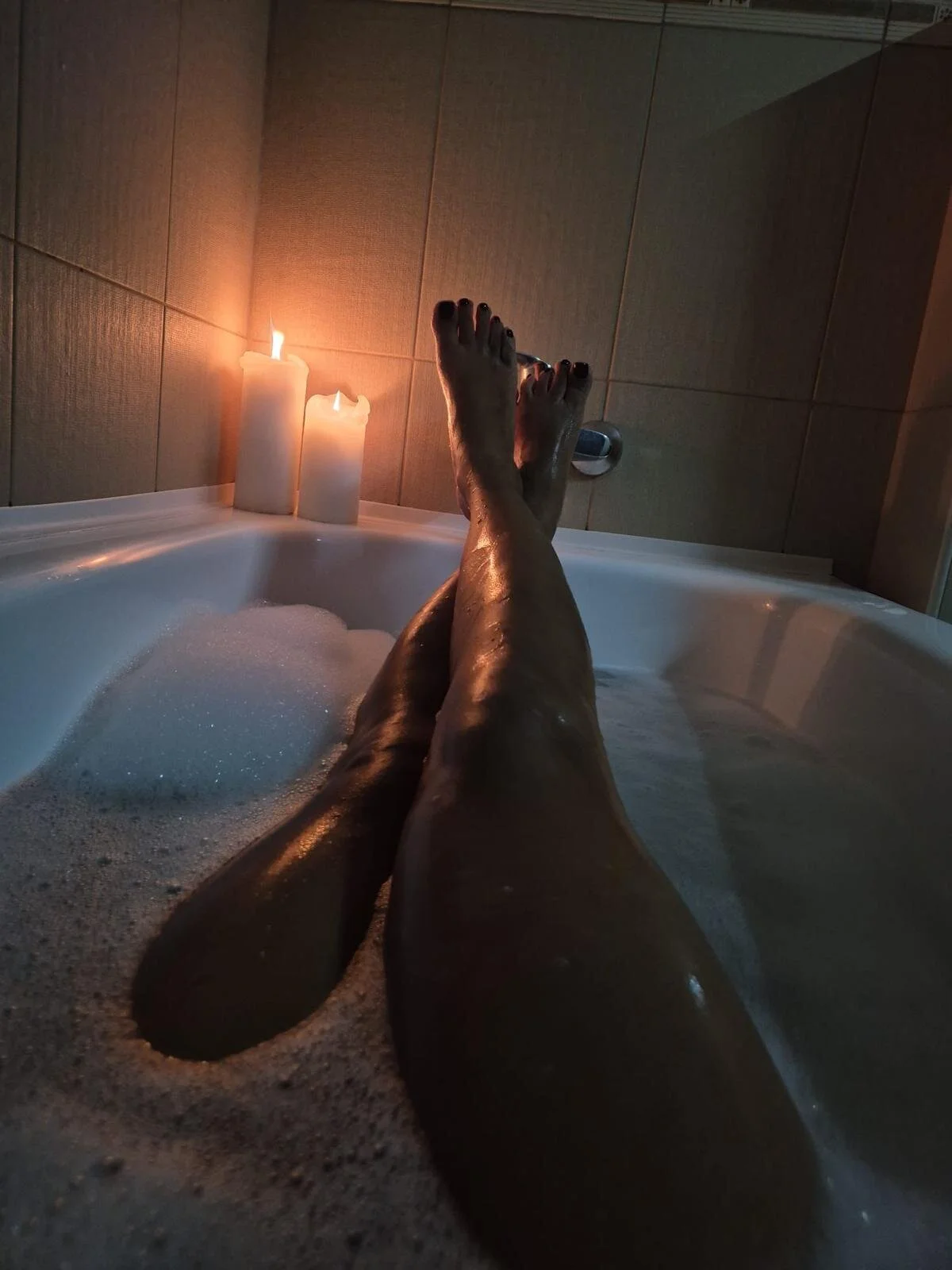 XXX Porn Photo of Nude feet_goddess_ 2