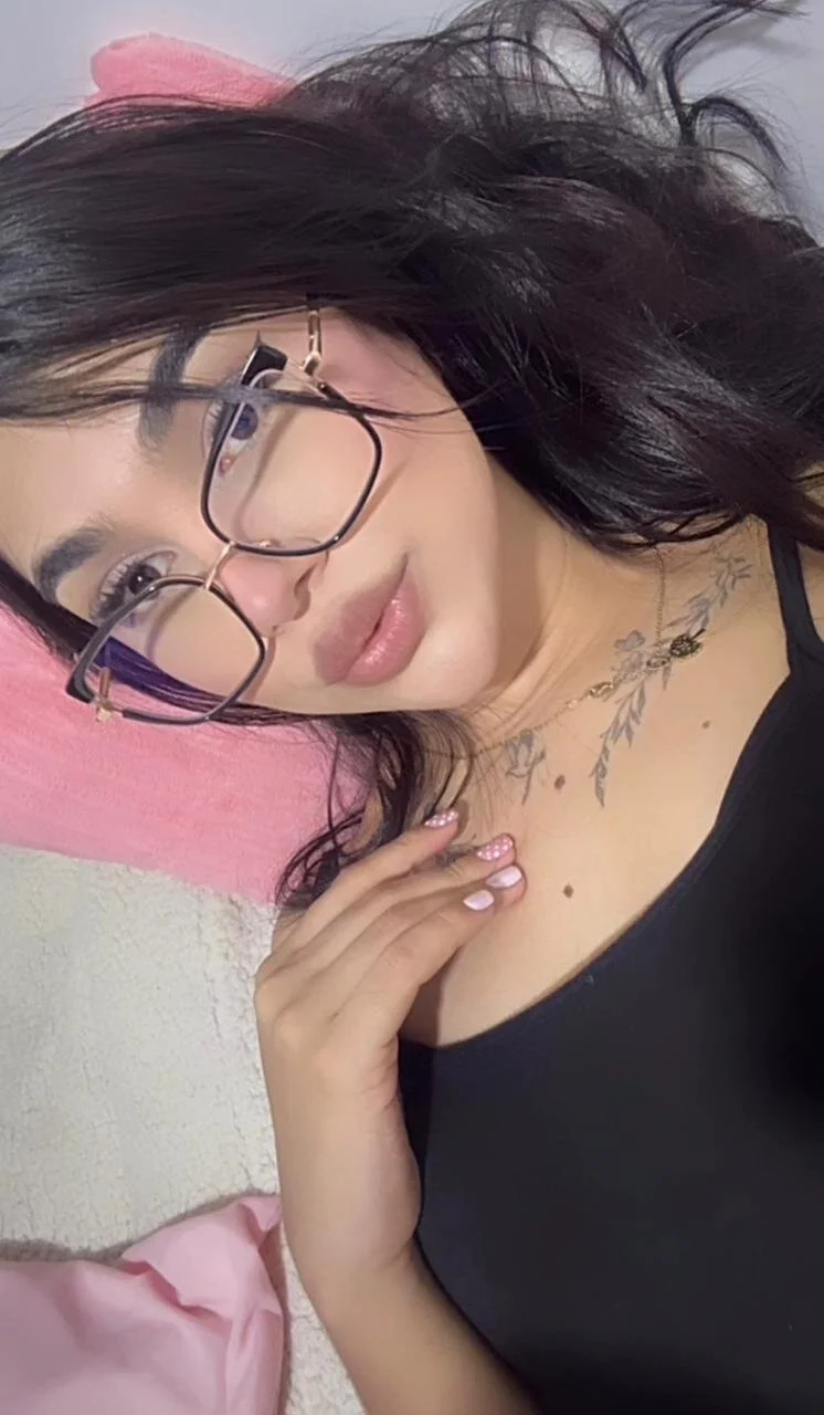 XXX Porn Photo of Nude RoseCassie 23