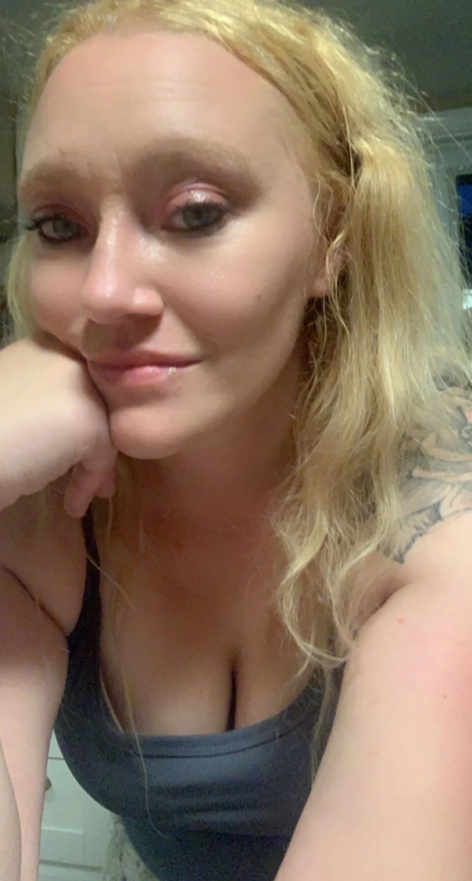 XXX Porn Photo of Nude mellymelHere4You 20