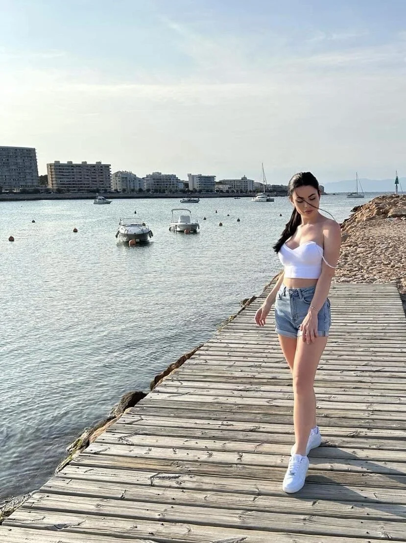 XXX Porn Photo of Nude Eire_Spencer 21