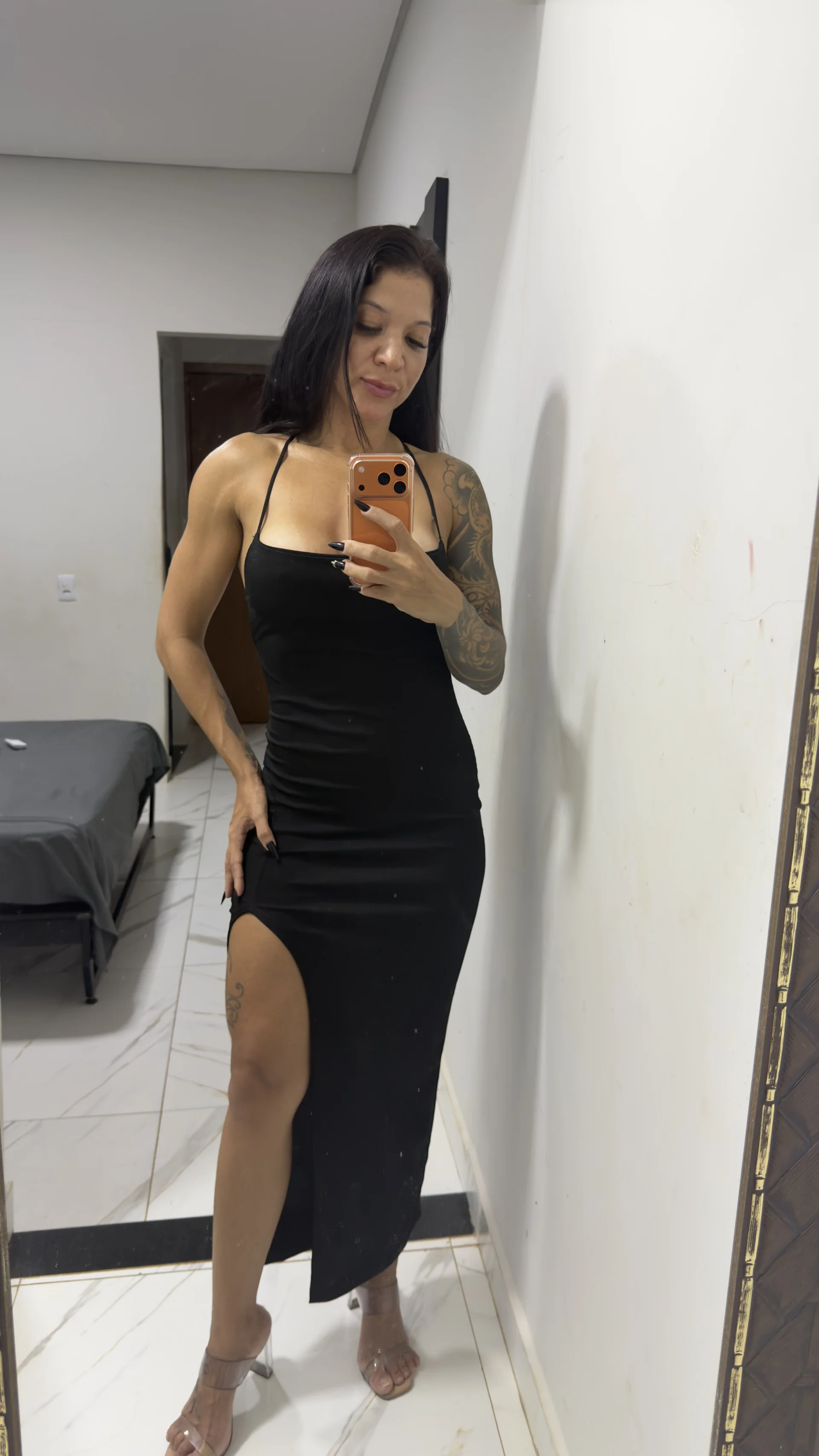 XXX Porn Photo of Nude BiaDomeBiaDominatrix 4