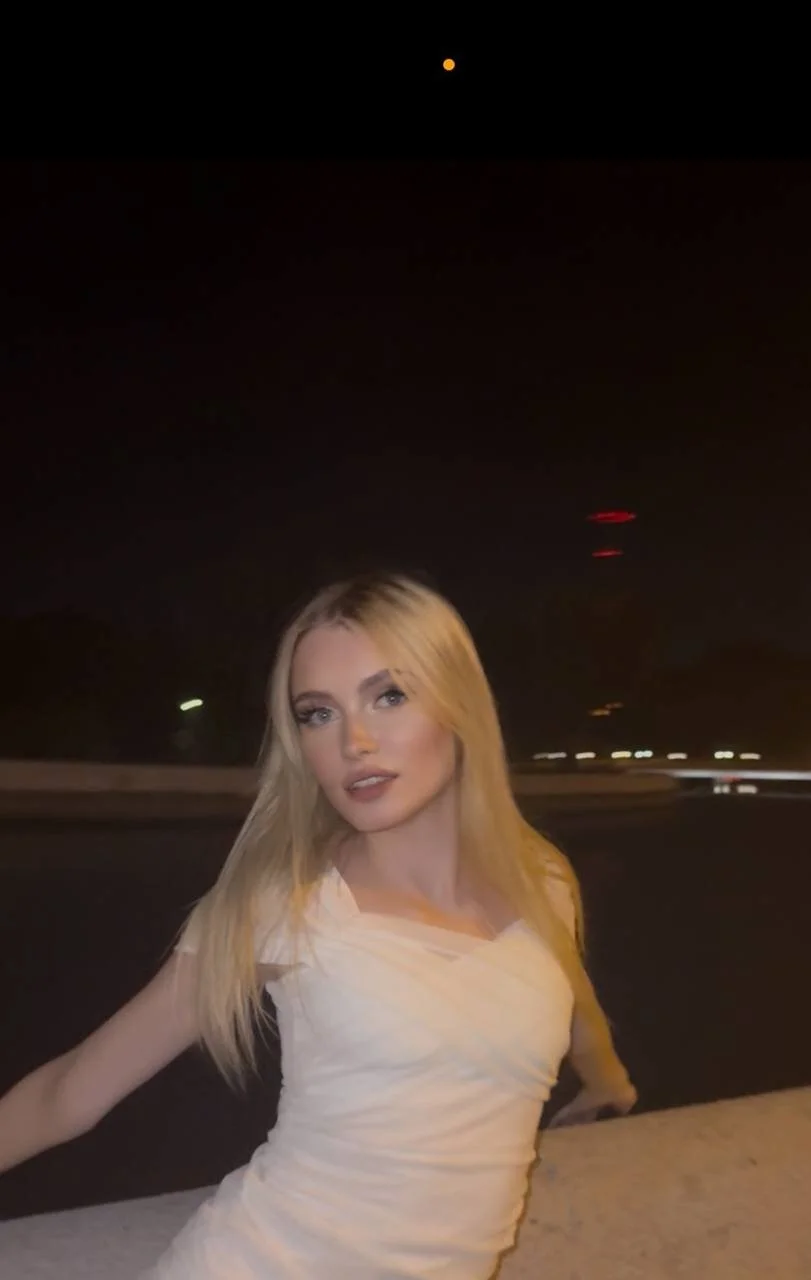 XXX Porn Photo of Nude BirdieMcadam 16