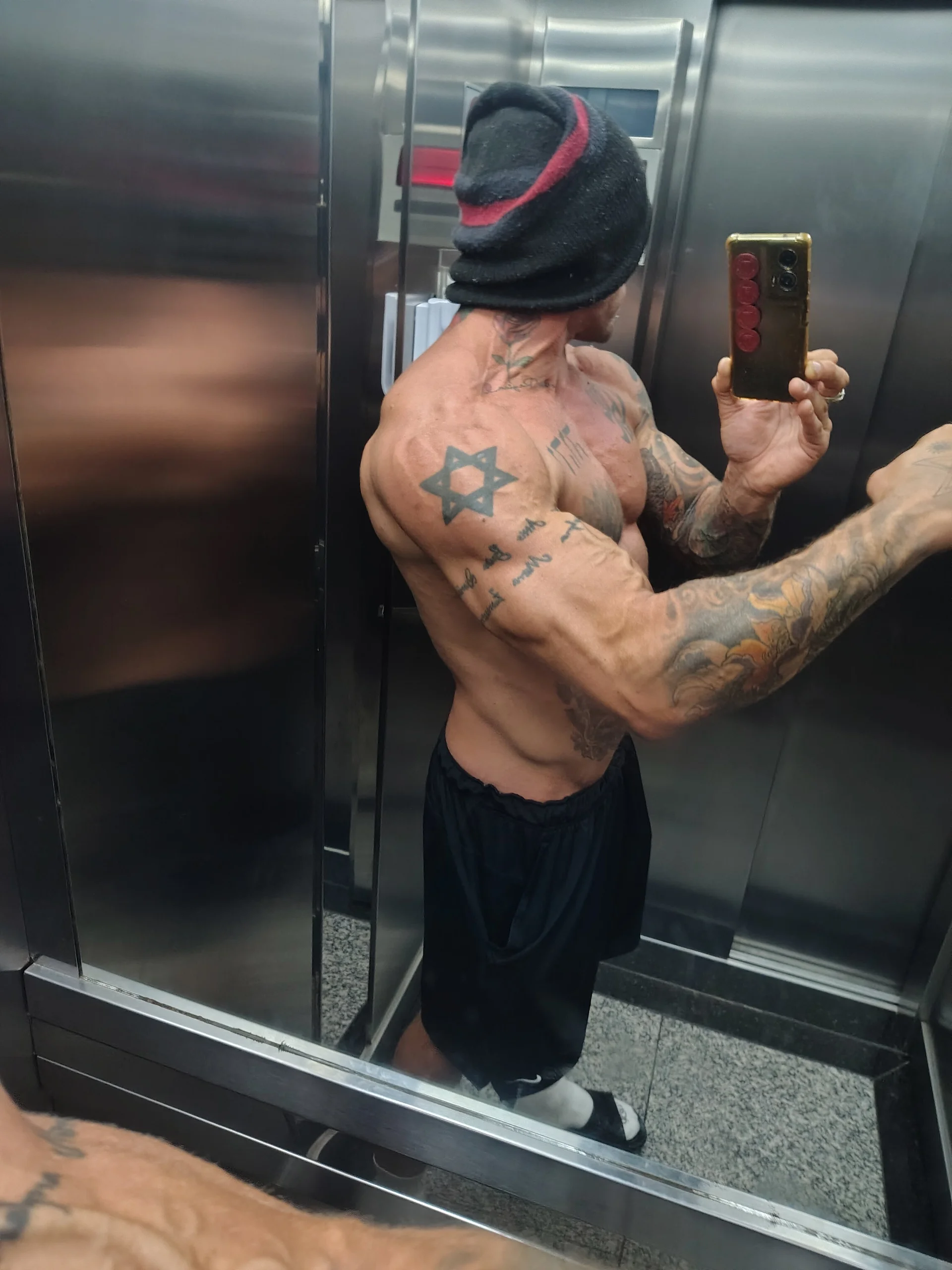 XXX Porn Photo of Nude MURILOBRASIL 1
