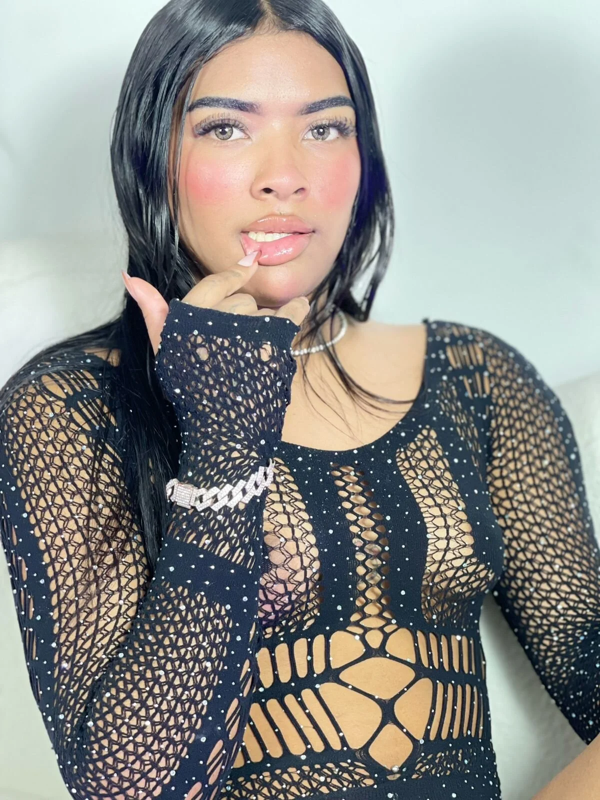 XXX Porn Photo of Nude BrunetteHotter 25