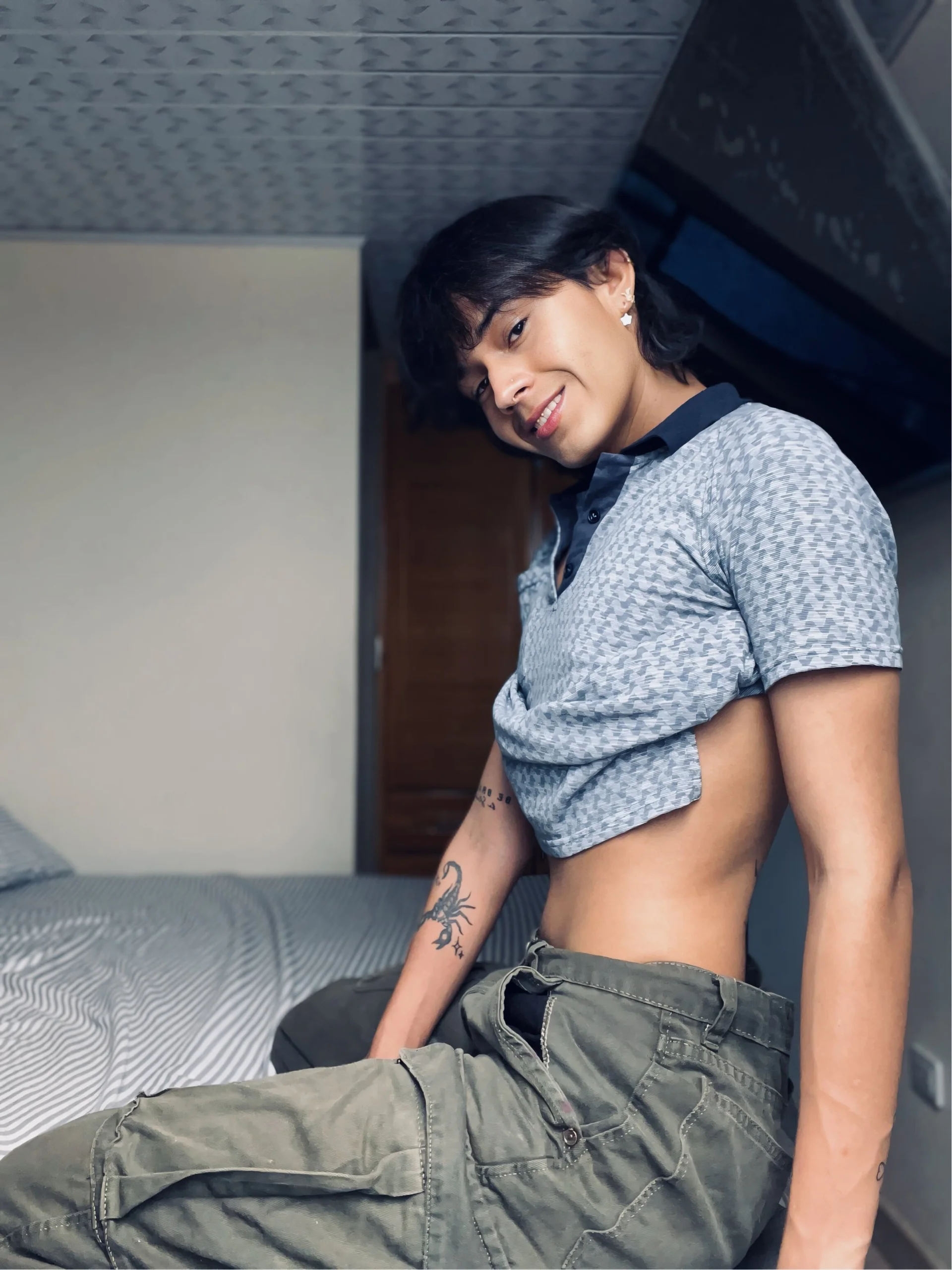 XXX Porn Photo of Nude Cam_roos2 6