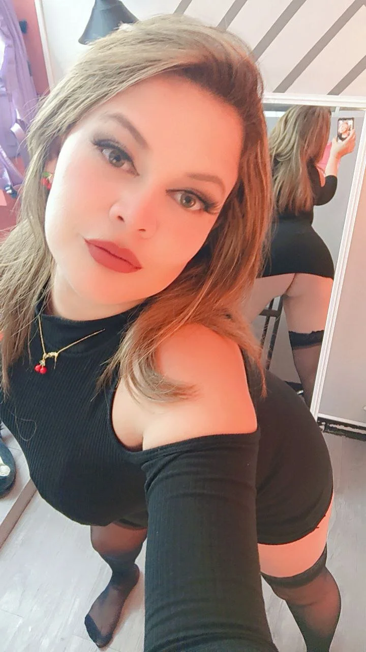 XXX Porn Photo of Nude siamilfff 12