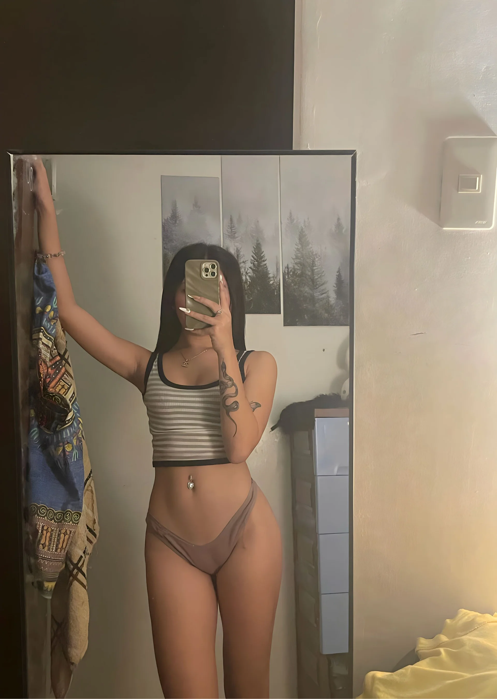 XXX Porn Photo of Nude FinestGirlx 18
