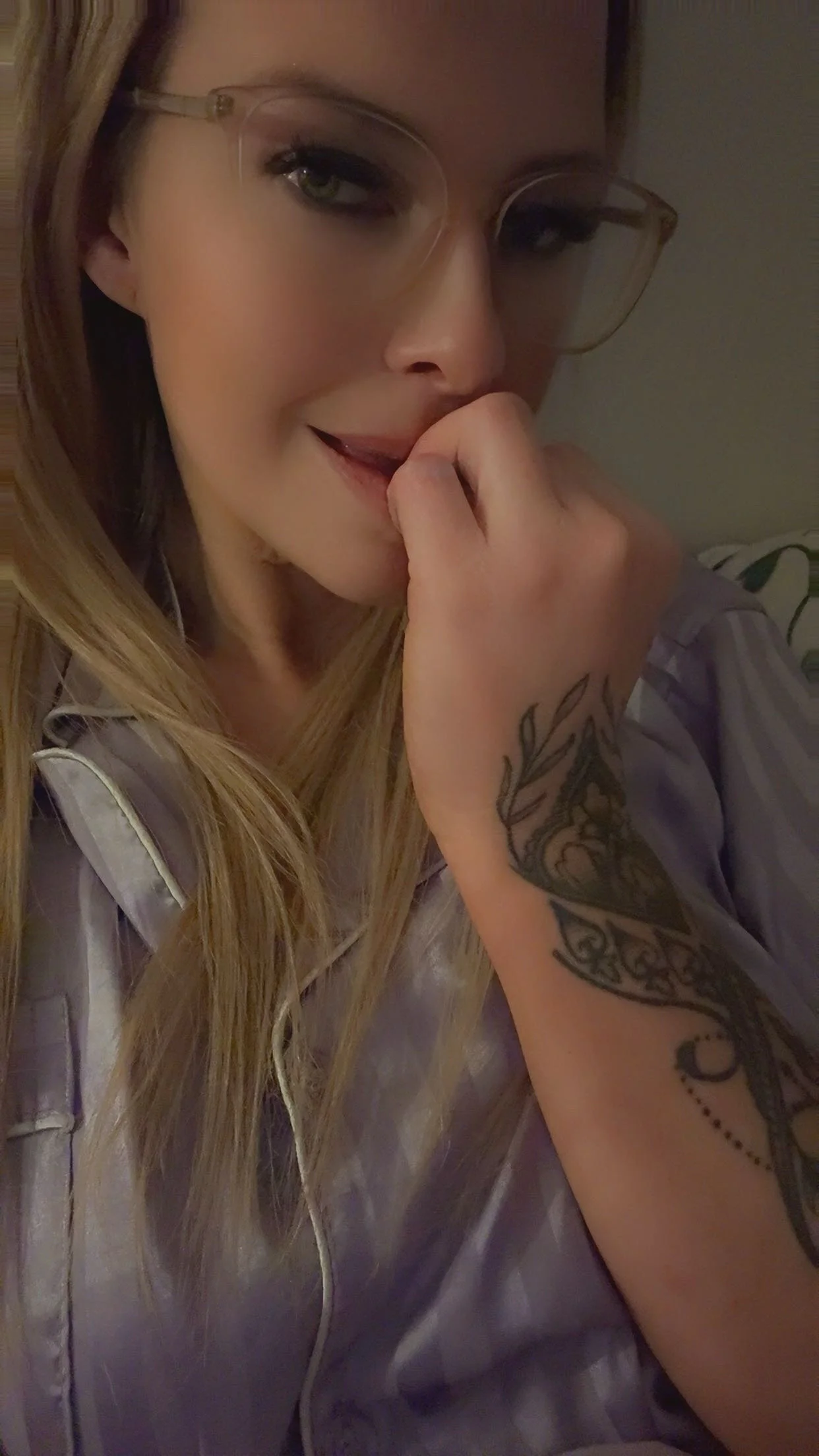 XXX Porn Photo of Nude Imyourgoodgirl69xo 23