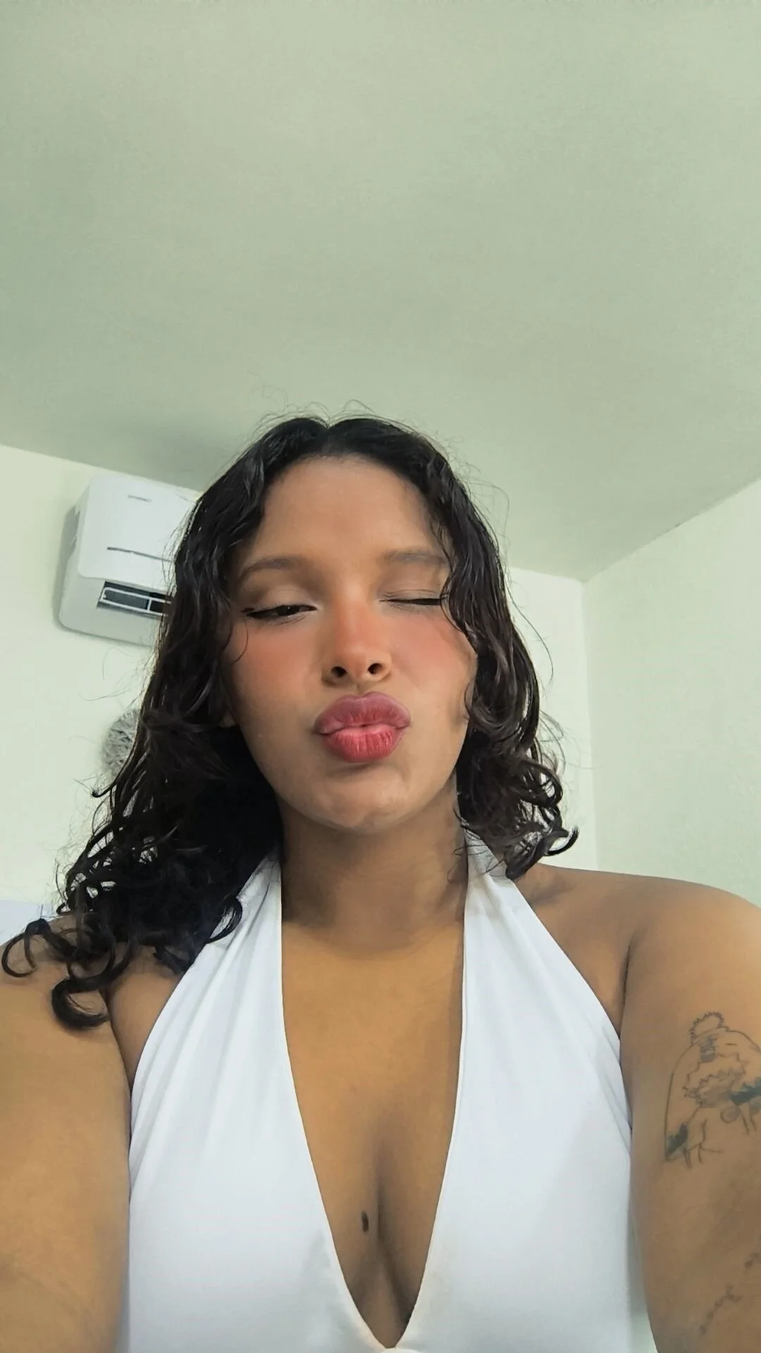 XXX Porn Photo of Nude Allison_Virelka 8