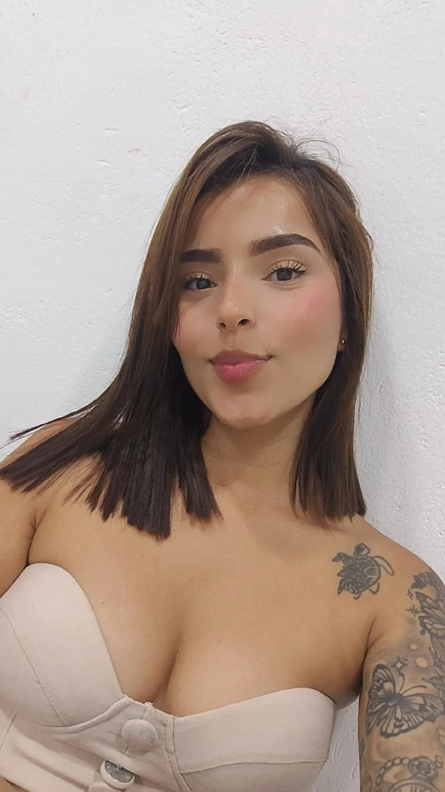 XXX Porn Photo of Nude Naomi_Scott1 5