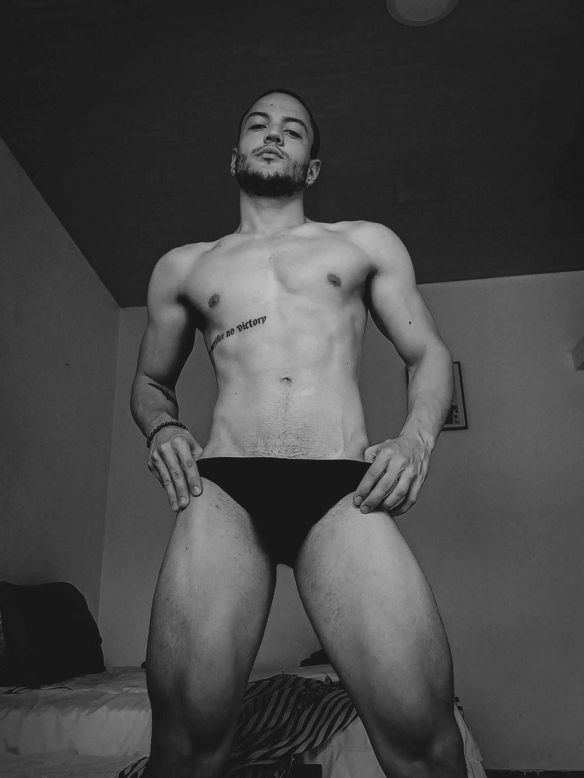 XXX Porn Photo of Nude EnzoRicci 2