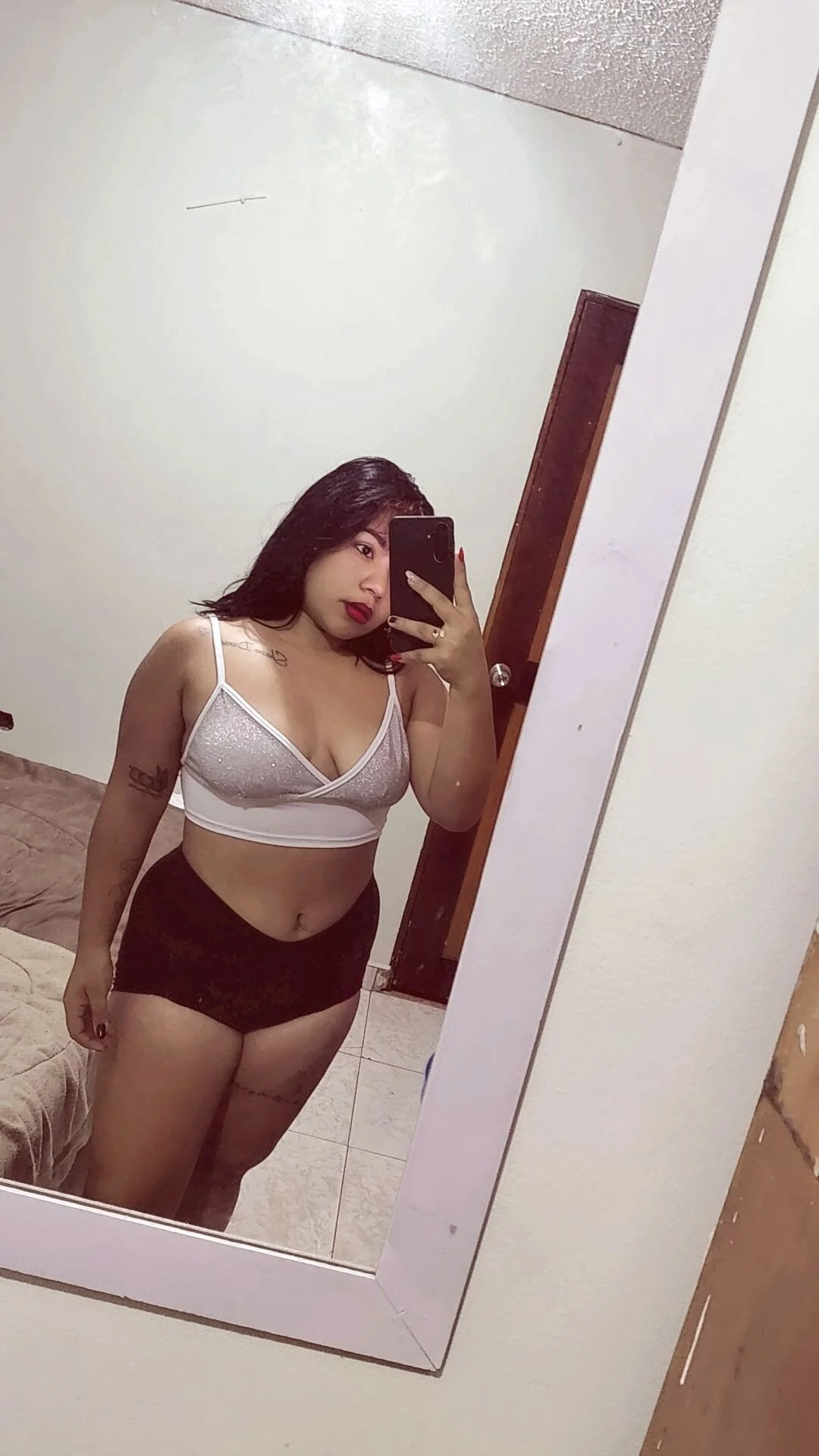 XXX Porn Photo of Nude cleo_salazar_ 4