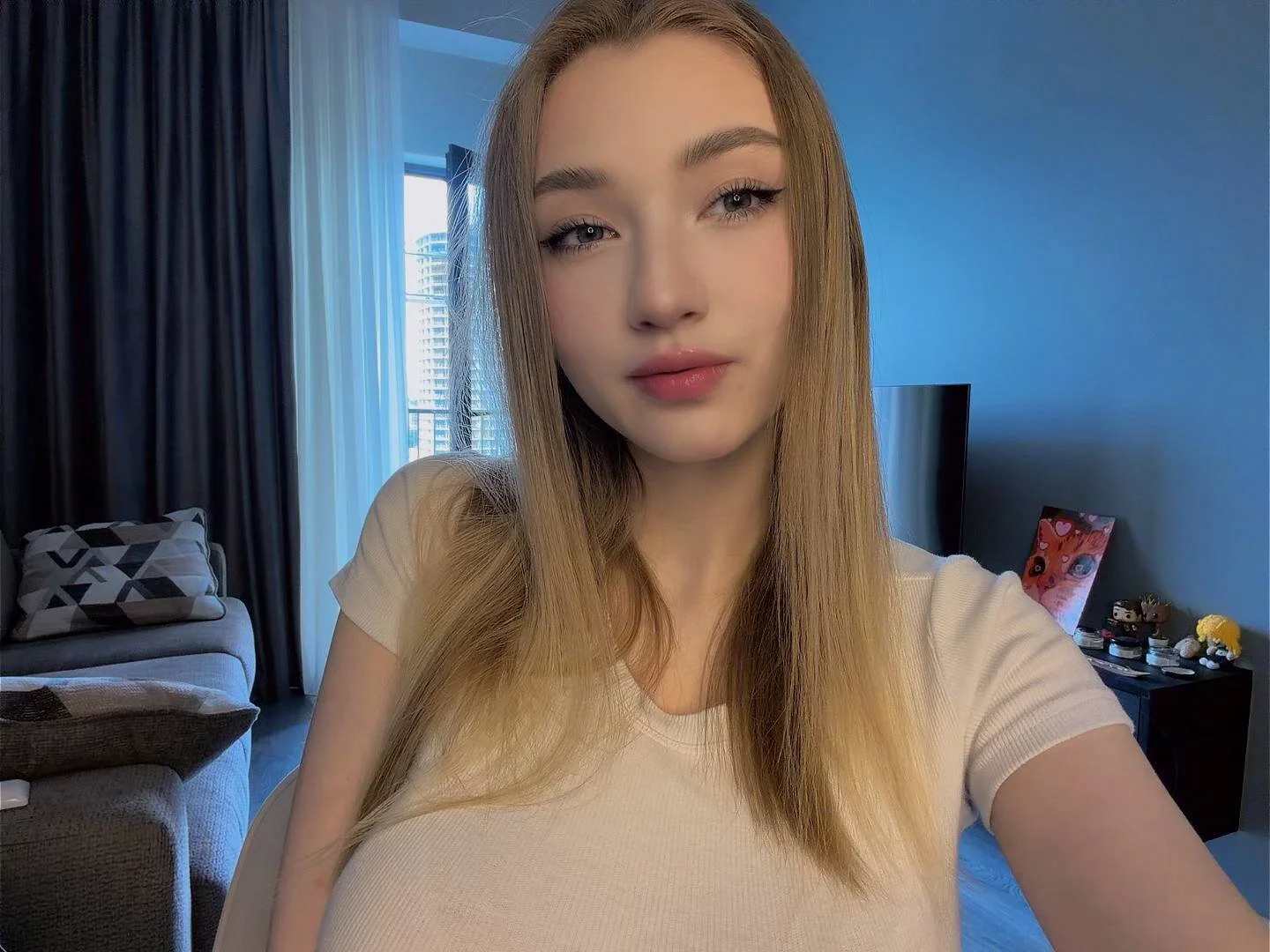 XXX Porn Photo of Nude AveryBerkson 39