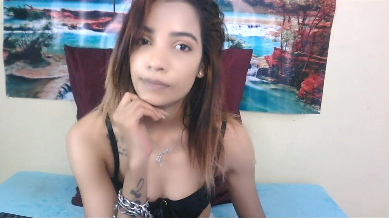 XXX Porn Photo of Nude 1SweetIndian 2