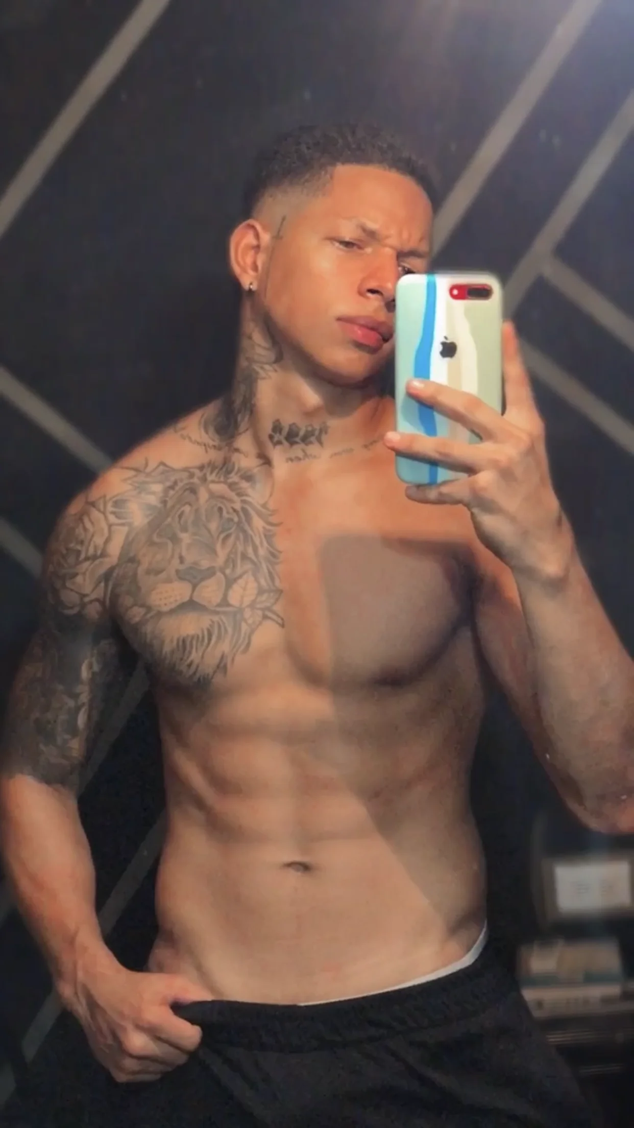 XXX Porn Photo of Nude Drake1992_ 2