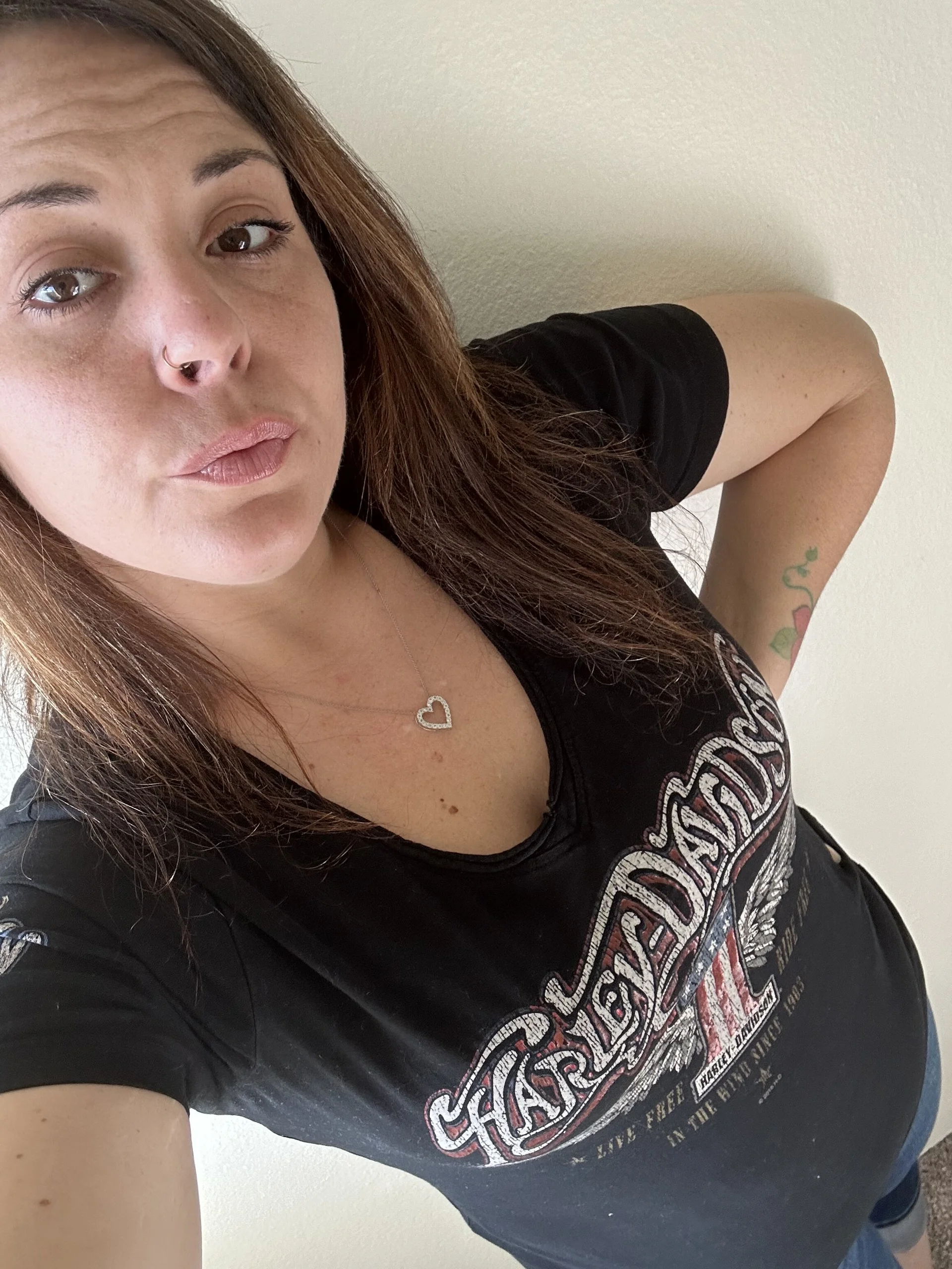 XXX Porn Photo of Nude RoxyC_23 2