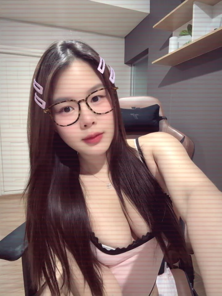 XXX Porn Photo of Nude nenechuchu 29