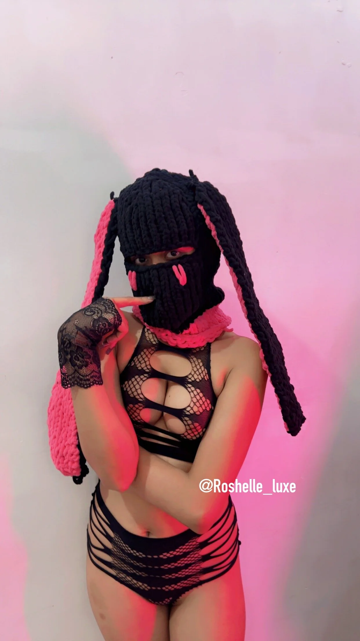 XXX Porn Photo of Nude Roshelle_luxe 3