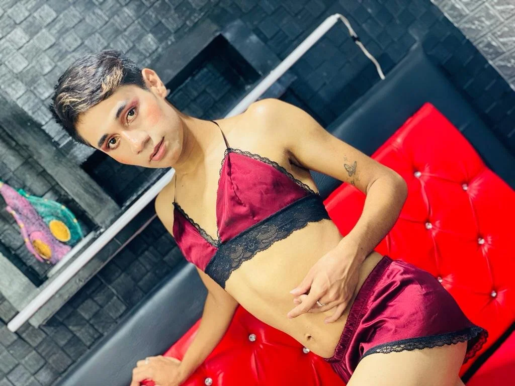 XXX Porn Photo of Nude KiaraRosi 16